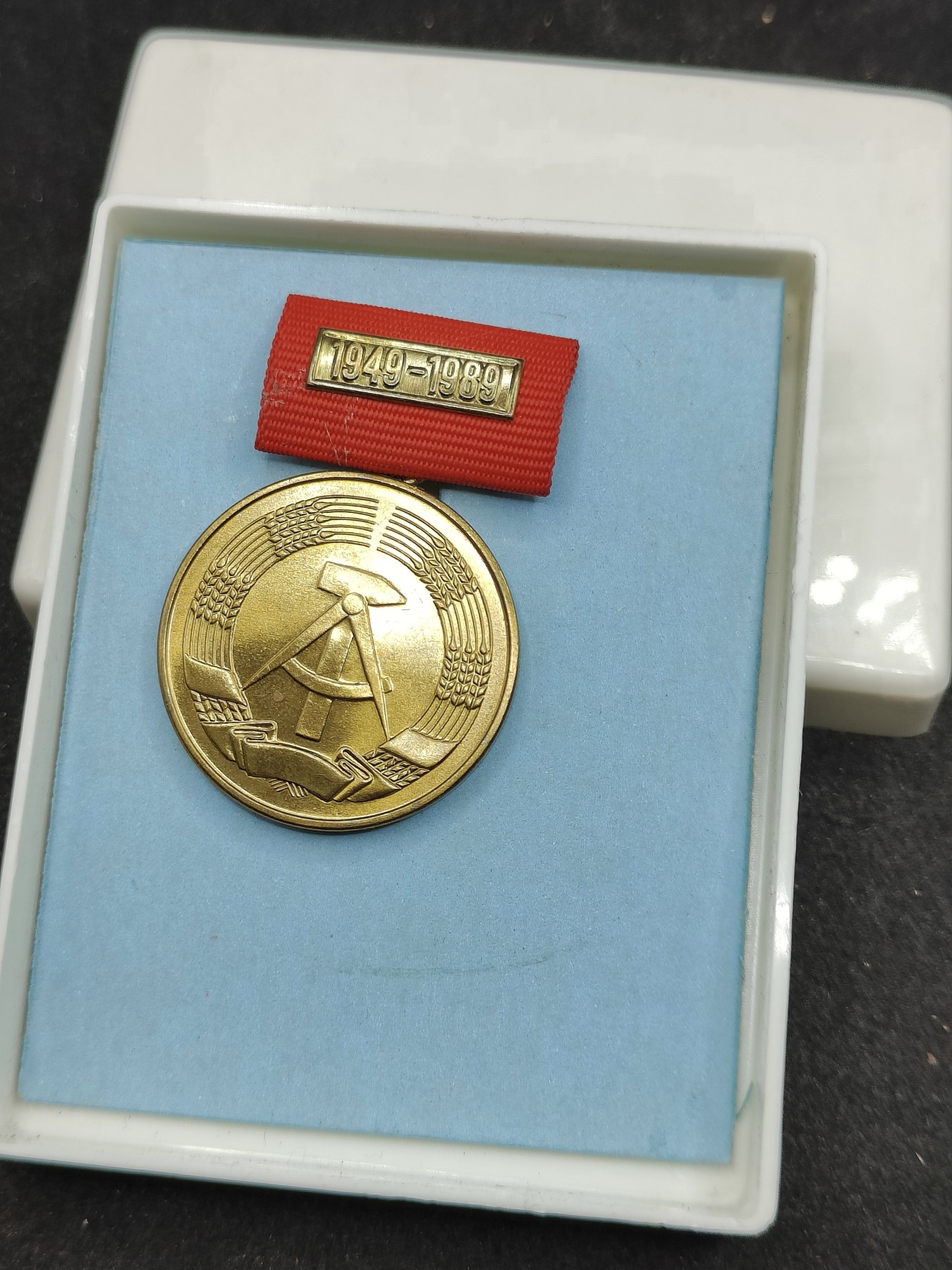 全场0元起拍 第141期 咸鱼国勋章拍卖专场 3月24日（周日）下午6：00开始 东德建国40周年纪念章