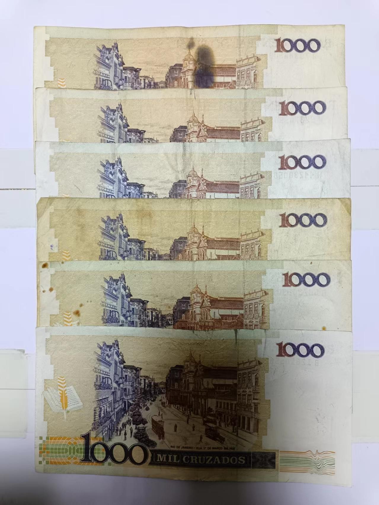 【20240325】非全新纸币第124场 巴西1000克鲁塞罗6张纸币，有裂缝和字迹