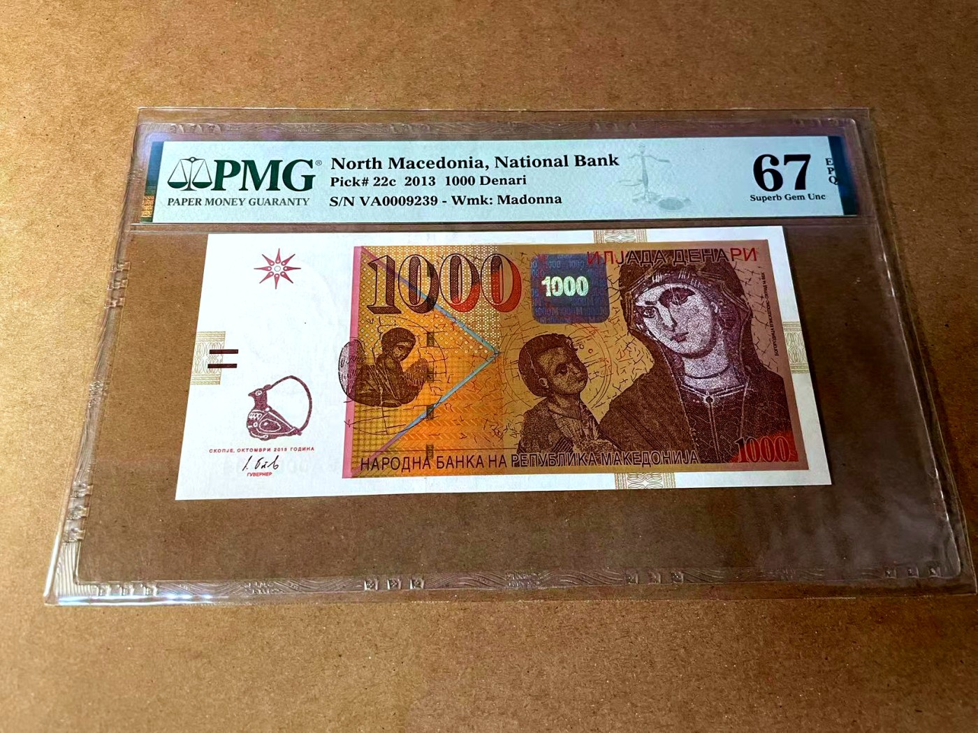 【Blue Auction】✨世界纸币精拍第449期【精】 【亚军分 千位小号无47】北马其顿2013年1000第纳尔 PMG67EPQ 高分