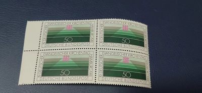 德国邮票专场，都是四方联 - 德国邮票四方连，1981年发行，西德  德国宗教九次代表大会—汉堡，品相如图