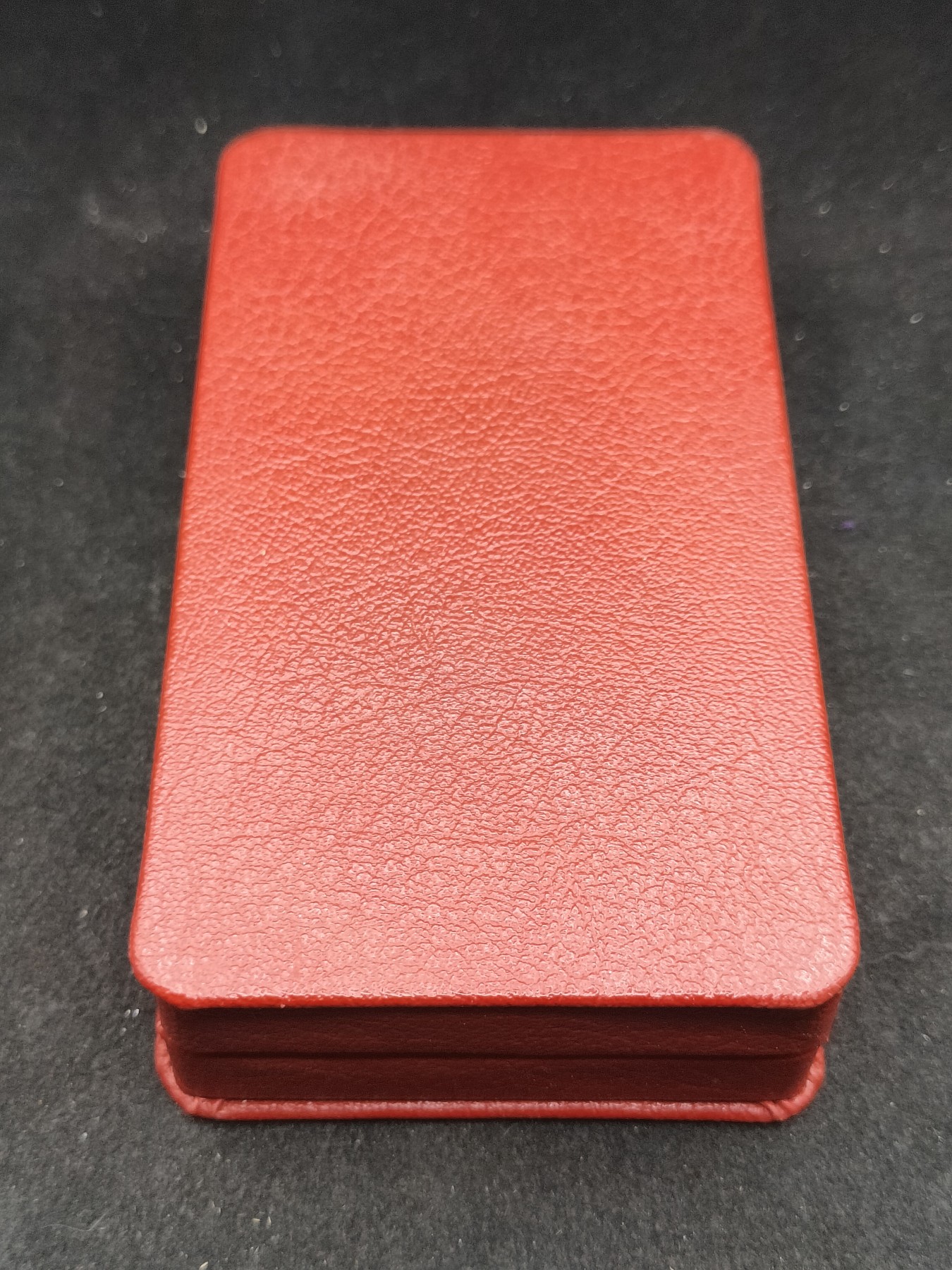 全场0元起拍 第141期 咸鱼国勋章拍卖专场 3月24日（周日）下午6：00开始 东德 煎蛋 高级勋赏 祖国功勋勋章