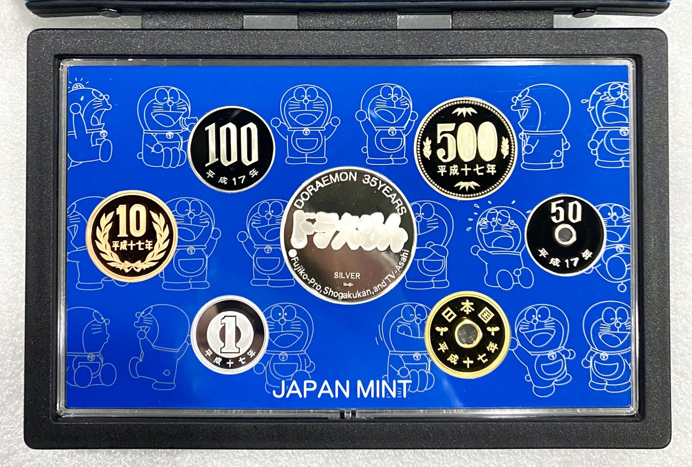 小白鼠 1 日本2005年机器猫精制流通纪念套币 带20克银章