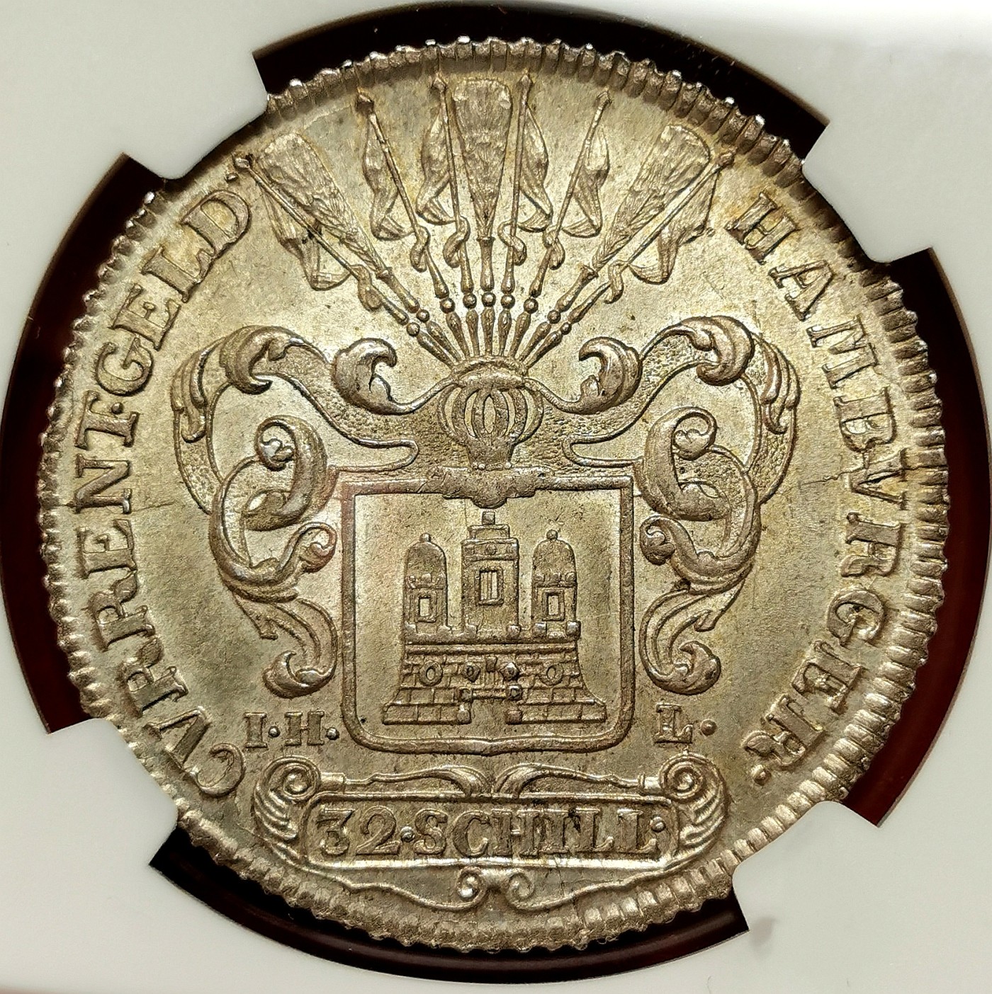 凡希社世界钱币微拍第二百六十四期 荐！1758IHL帝国自由市汉堡城市徽章32先令（2/3泰勒）大银NGC-MS64，柔和雅致的淡金包浆，N最高分！
