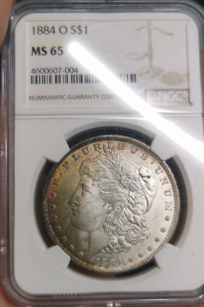 凡希社世界钱币微拍第二百六十四期 荐！1884O美国摩根壹元MGC-MS65 香槟金渐变五彩，美物！