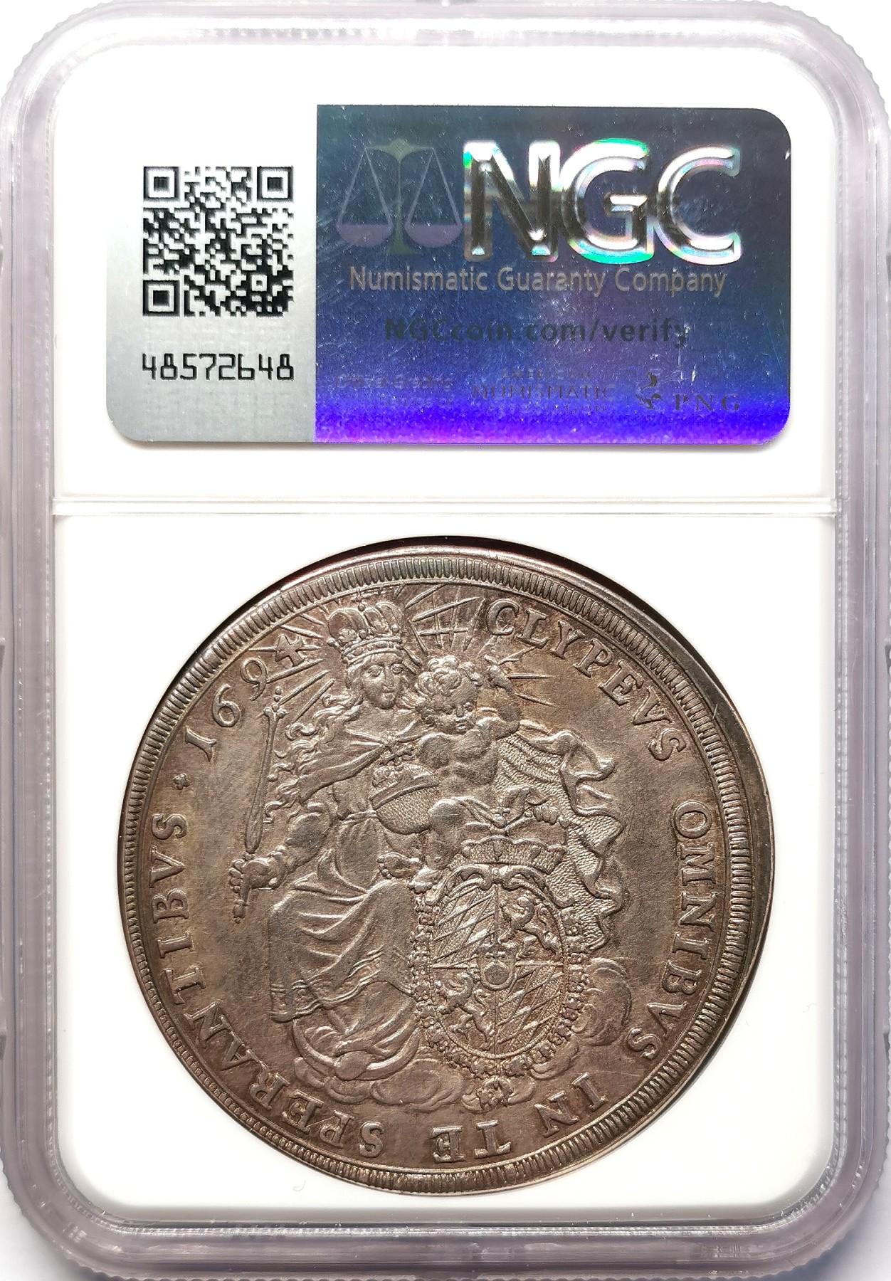 凡希社世界钱币微拍第二百六十四期 荐！1694巴伐利亚马克西米利安二世大波浪卷背圣母子泰勒大银NGC-AU58，一年型，淡色洋红包浆，无弱打细节锐利！