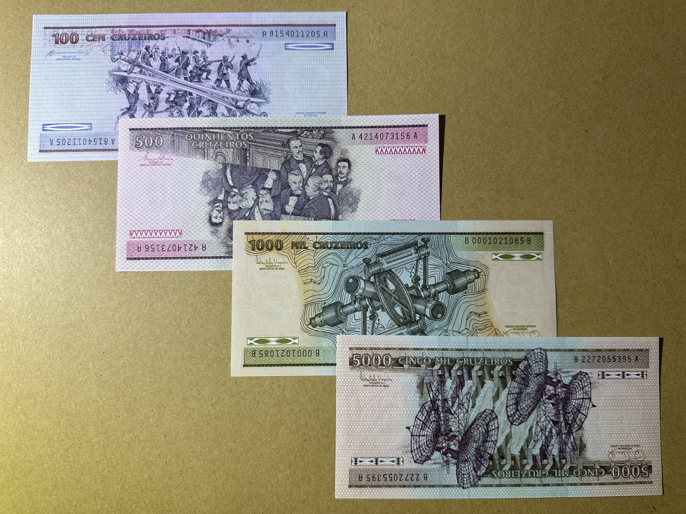 《张总收藏》142期-外币精品荟 巴西100-5000克鲁塞罗4张 UNC