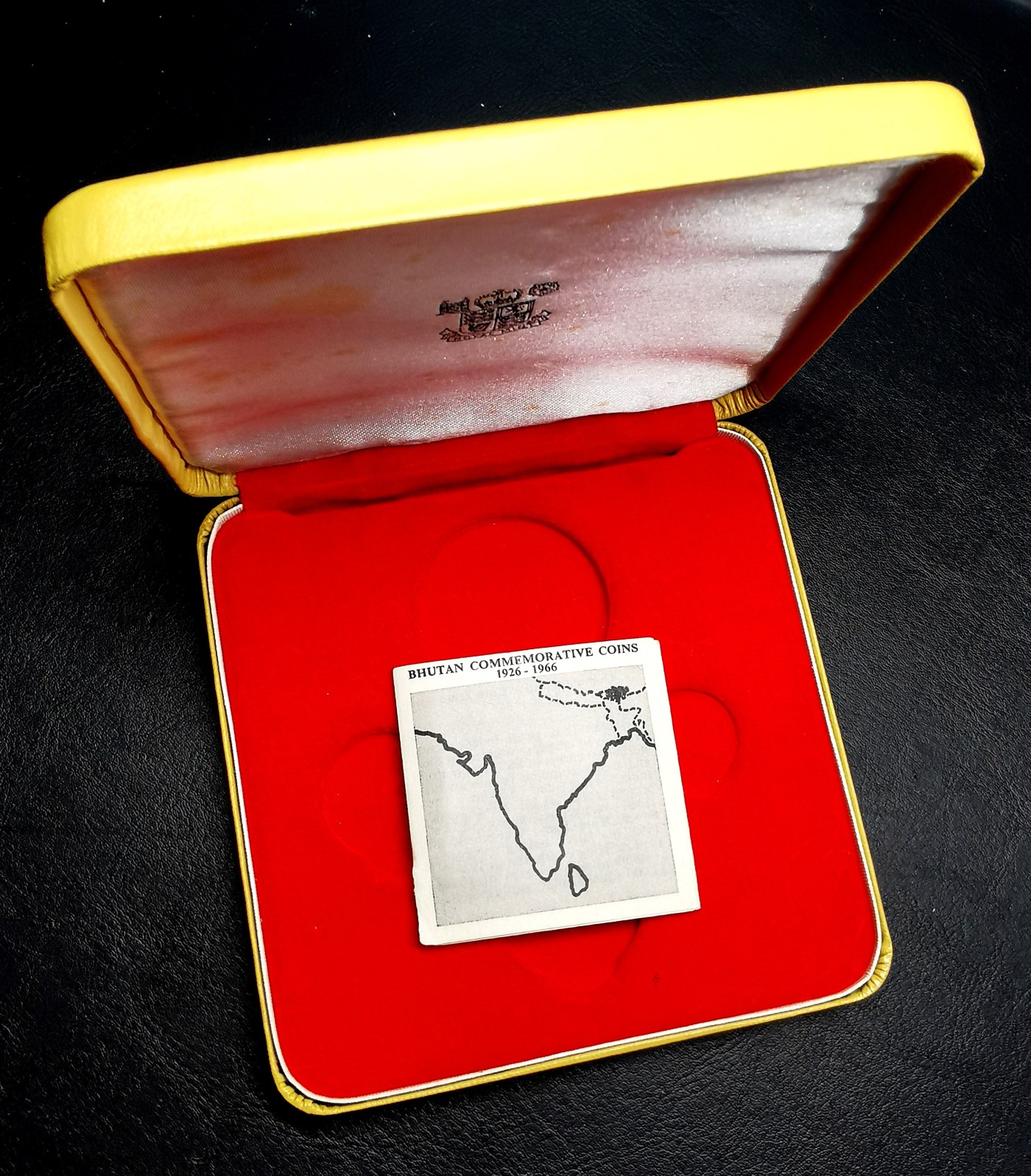 凡希社世界钱币微拍第二百六十四期 1966不丹国王吉美旺秋精铸PS四枚套PCGS-PR66/67CAM附原盒证书！