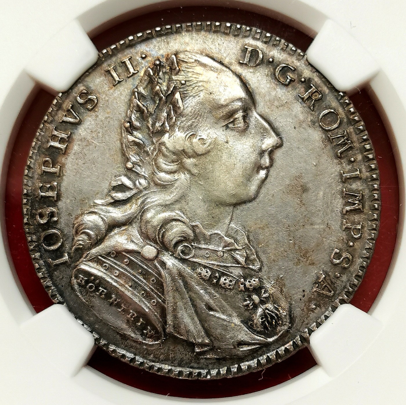 凡希社世界钱币微拍第二百六十四期 荐！1782神罗帝国自由市雷根斯堡城市景观1/2泰勒NGC-AUD，约瑟夫二世军装像！