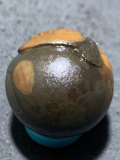 精美亚光冰飘战国红玛瑙手工俏色蟹钳钱币圆珠一个， 精美亚光冰飘战国红玛瑙手工俏色蟹钳钱币圆珠一个，