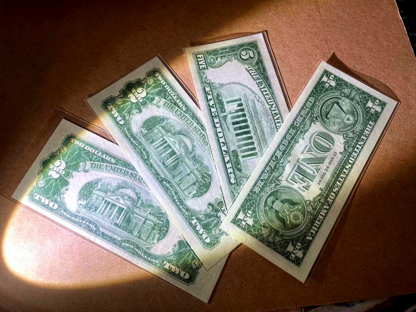 【Blue Auction】✨世界纸币精拍第451期【精】 【一组4张 多张AA冠】美国 1957-1963年 1-5美金 其中1美金银币券UNC 其余AU