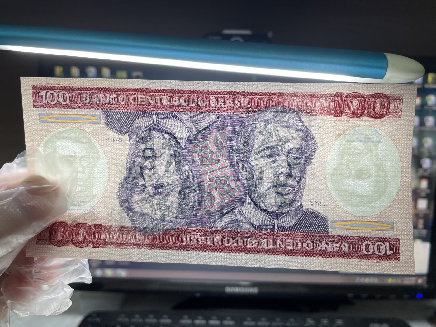 本期拍完结算-2024年集古藏今外币拍卖第二期-第10场-特殊纸币专场（总第20拍） 全新巴西100瑞斯纸币—有趣的设计，上下分翻图案一致