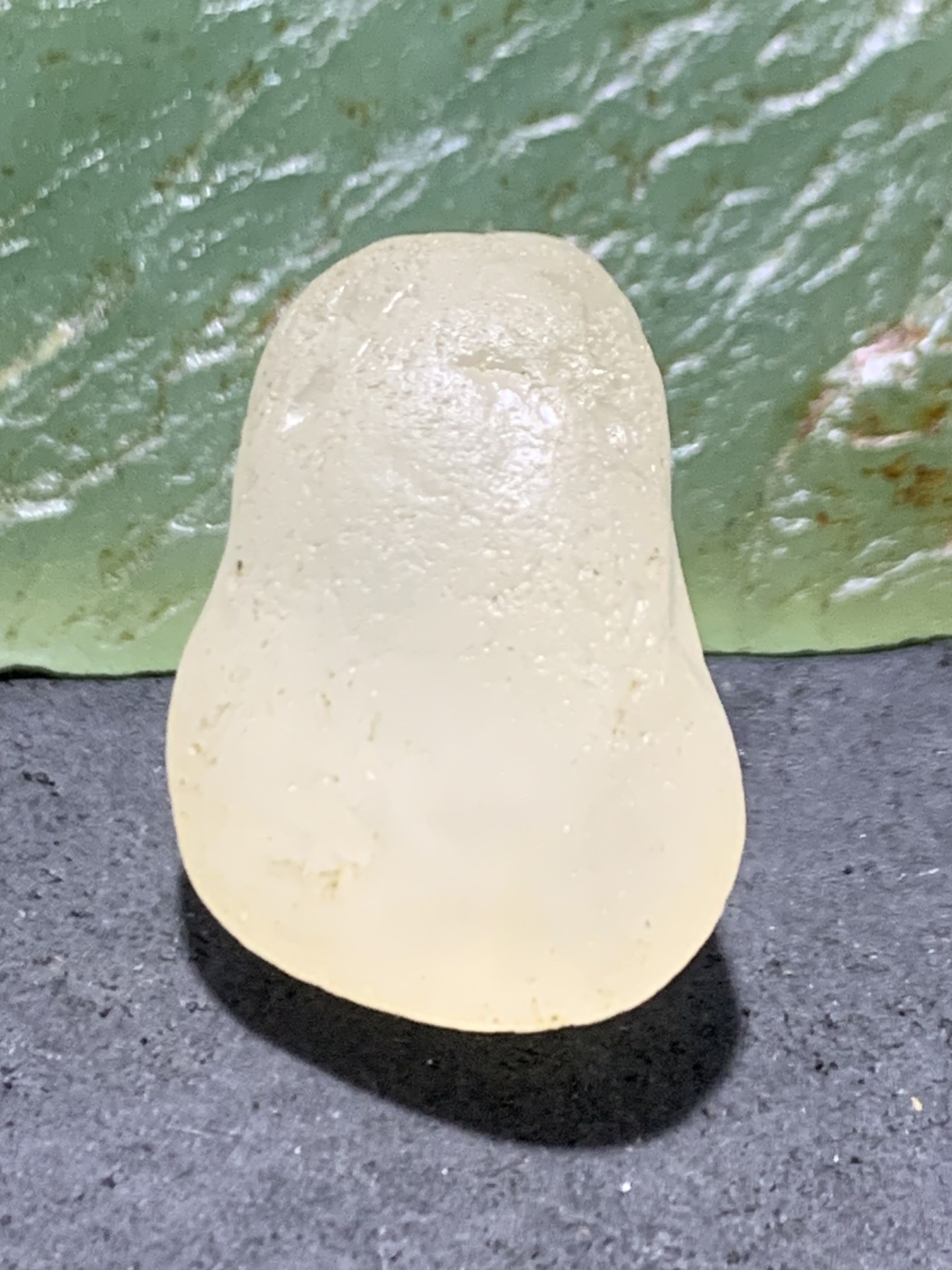 精美天然地表宝石光金丝玉原石一块，