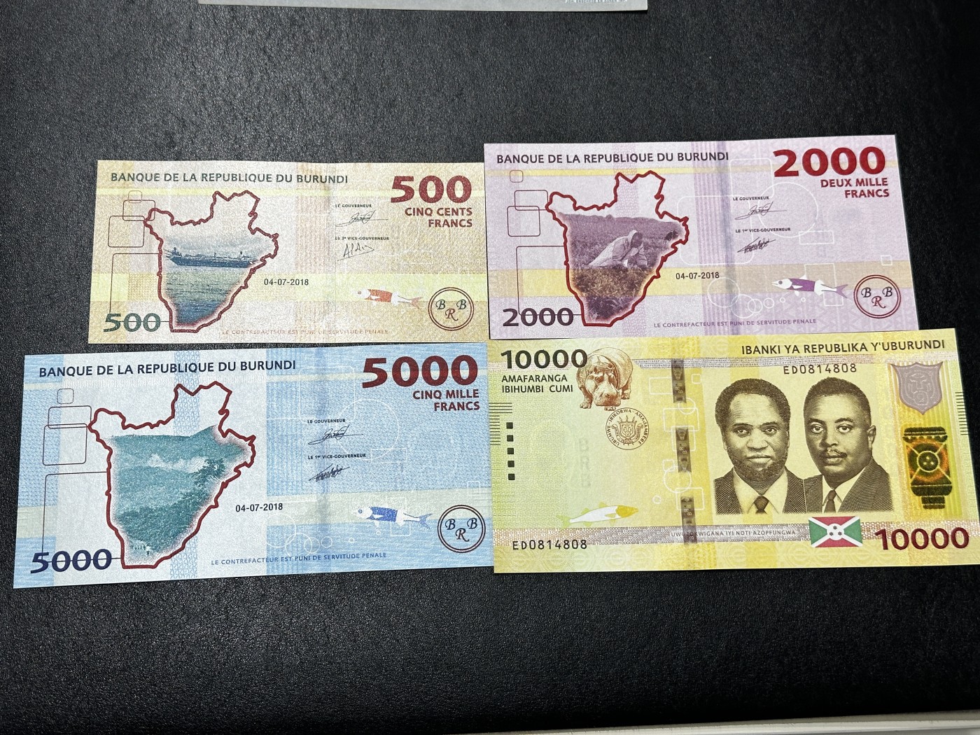 《外钞收藏家》第三百五十一期 2018年布隆迪法郎四张一起 全新UNC