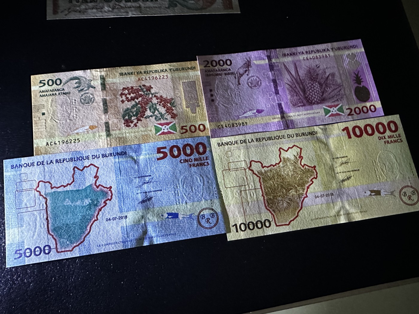 《外钞收藏家》第三百五十一期 2018年布隆迪法郎四张一起 全新UNC