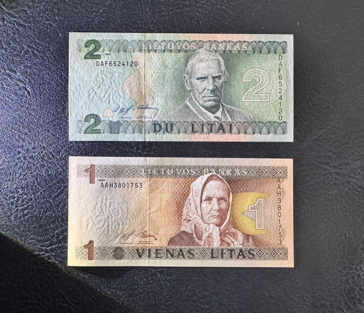 收藏联盟Quantum Auction 第332期拍卖  立陶宛1993-94年1和2立特 品相全新UNC 