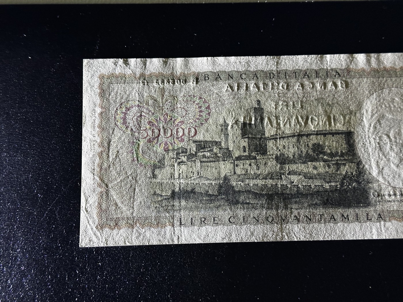 《外钞收藏家》第三百五十一期 1967年意大利5万里拉 非全新 品相如图