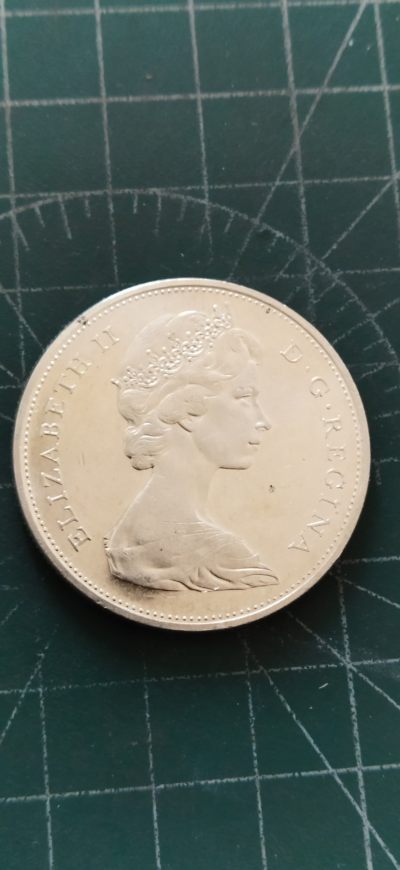 外国硬币初藏2024年第7场(出价请慎重，中标后再以各种理由弃标一律拉黑)。 - 加拿大1元银币1965年。