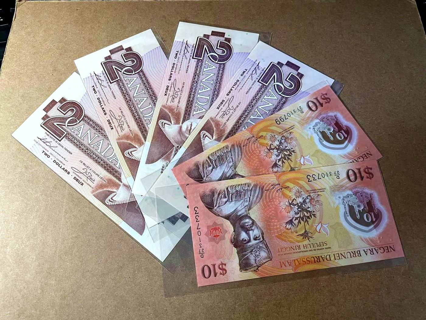 【Blue Auction】✨世界纸币精拍第453期【精】 【一组6张】文莱10元&加拿大2元一组 全新UNC