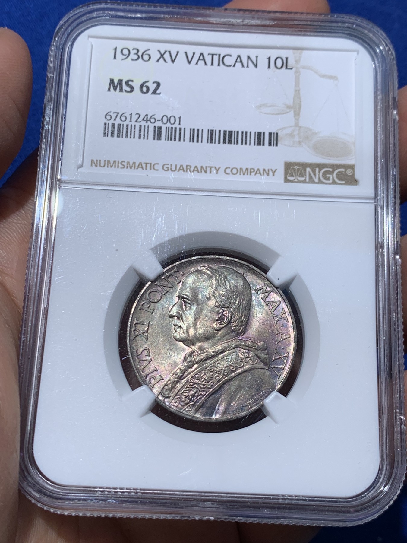 《竞宝斋》第251场-周日，周一2场连拍 (全场包邮) NGC MS62 梵蒂冈教皇国1936圣母抱婴10里拉银币