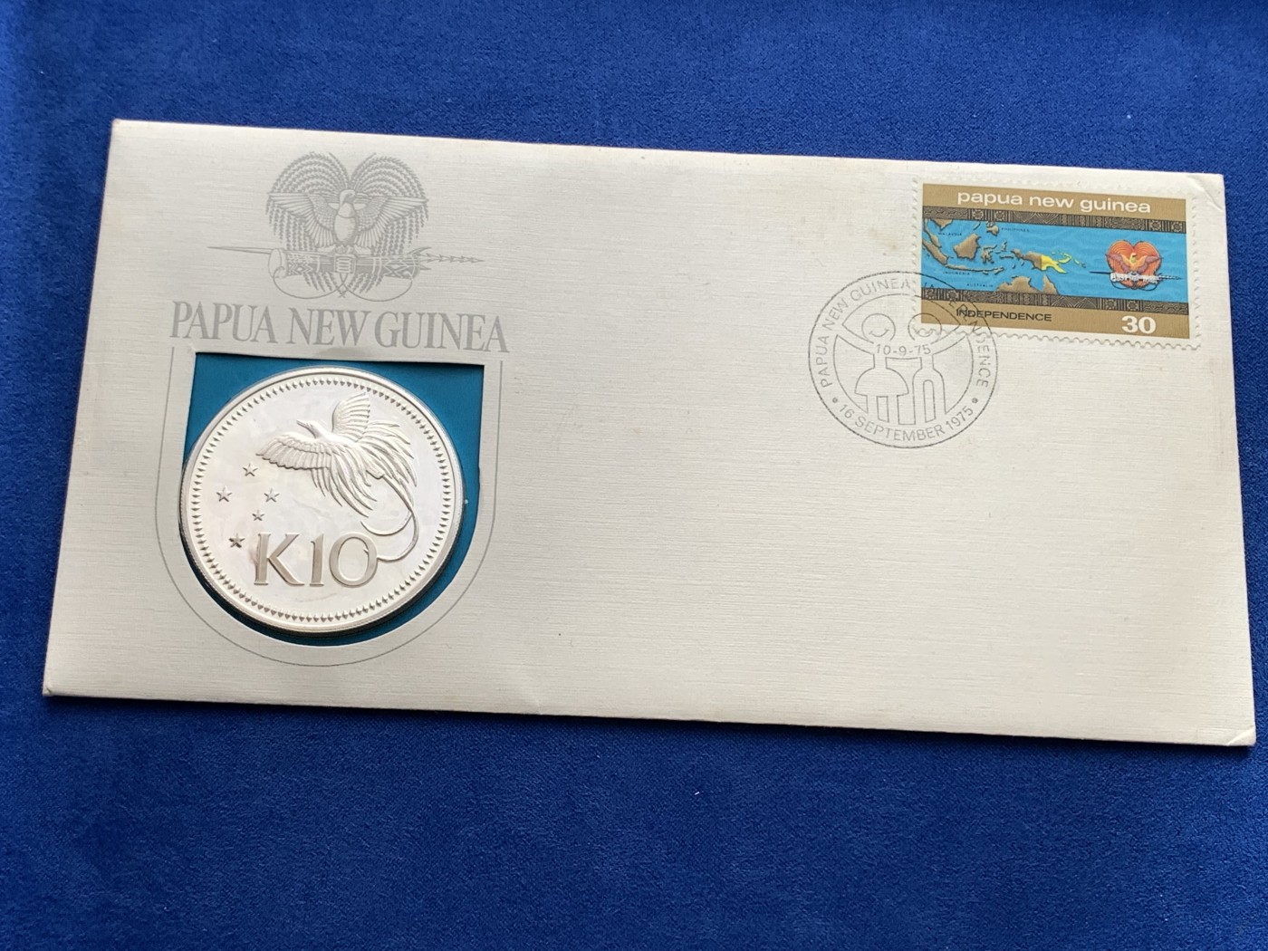 《竞宝斋》第251场-周日，周一2场连拍 (全场包邮) 巴布亚新几内亚1975年精制大银币，带邮封，925银，直径45mm，重量41.6g