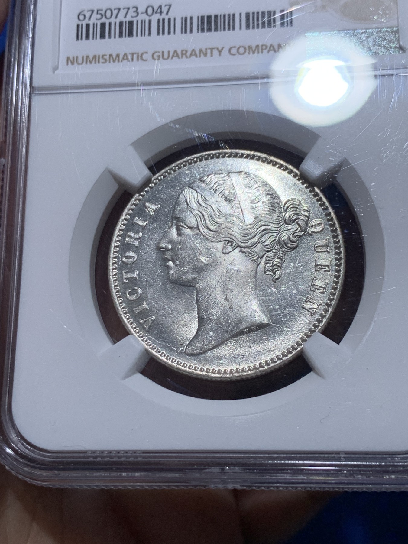 《竞宝斋》第251场-周日，周一2场连拍 (全场包邮) NGC MS63 英属东印度公司 1840B&C 维多利亚女王 双辫版 1卢比银币 深打满银光 潜力品种