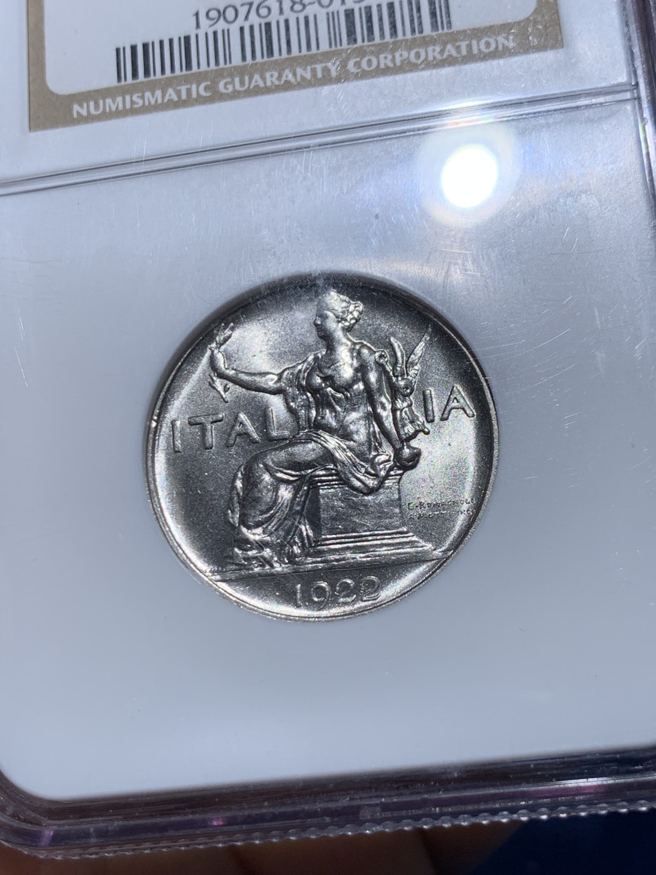 《竞宝斋》第251场-周日，周一2场连拍 (全场包邮) NGC MS64 1922年意大利女神1里拉