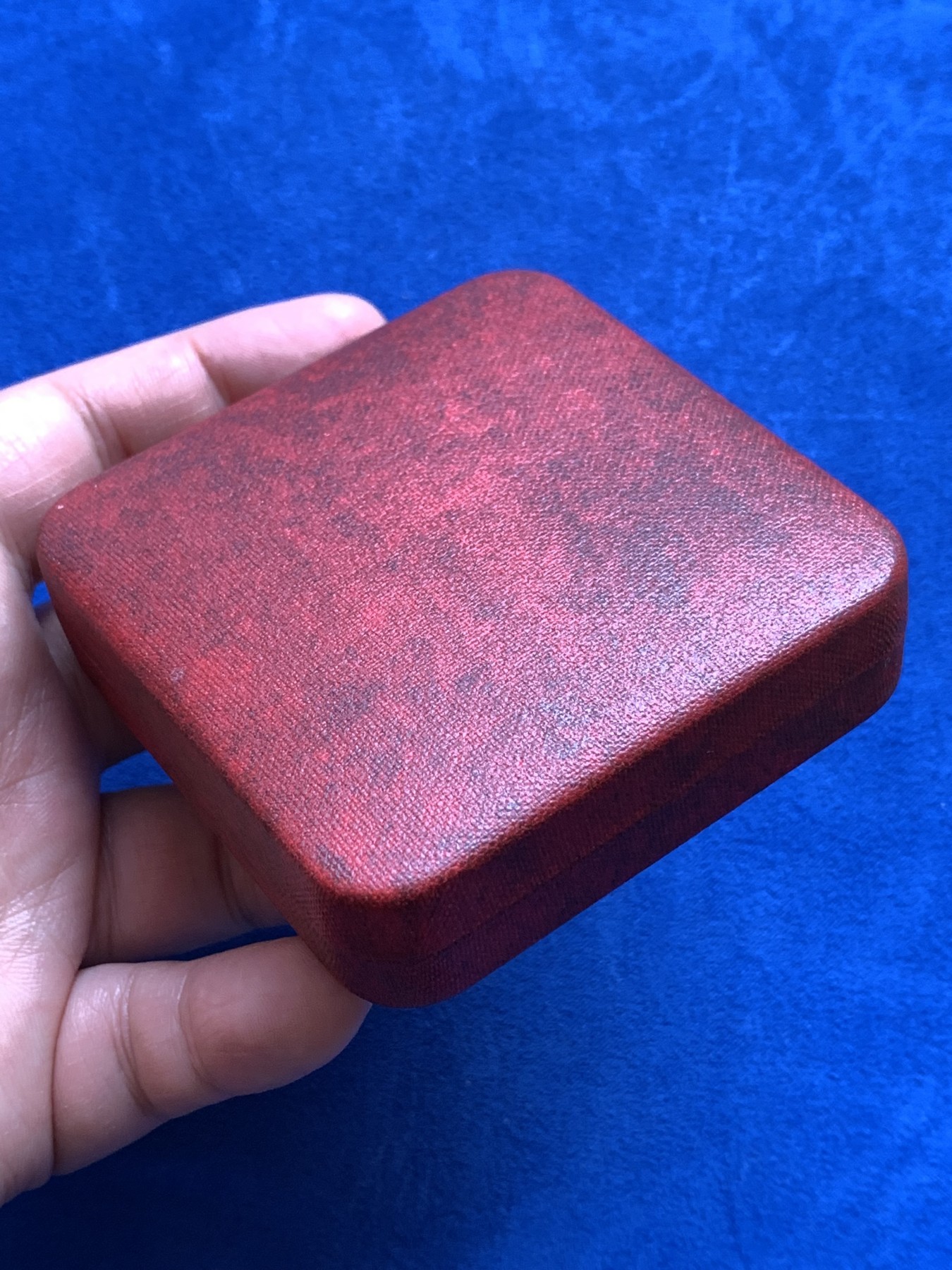 《竞宝斋》第251场-周日，周一2场连拍 (全场包邮) 1994年英国诺曼底登陆50周年纪念精制银币（克劳斯获奖96年最受欢迎、最佳时事、最佳硬币） 13.5g 30mm 925银 盒证全