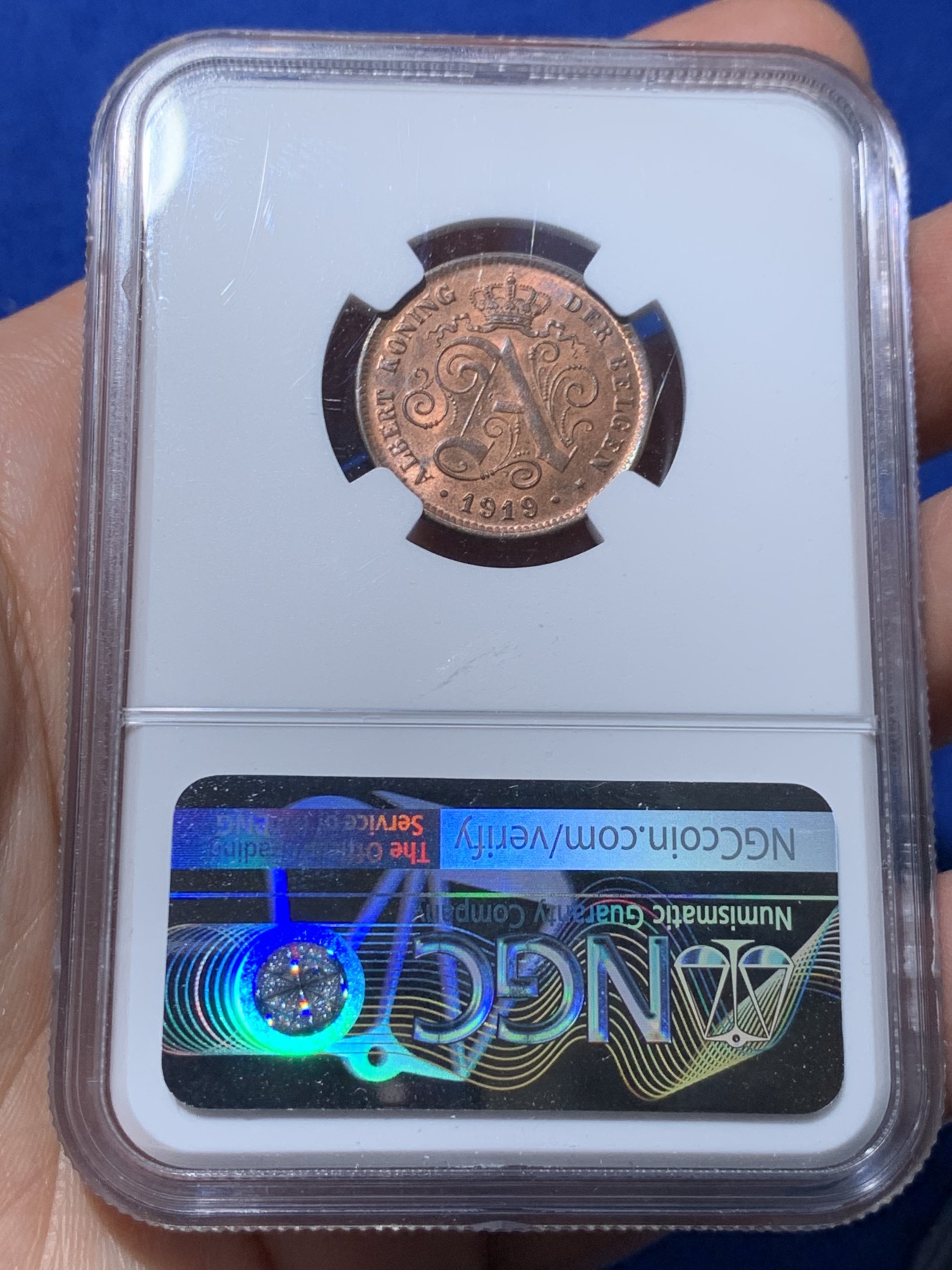 《竞宝斋》第251场-周日，周一2场连拍 (全场包邮) NGC MS64RB 比利时 亚军分 NGC MS63RB 第12名（均无RD） 比利时1919/4年（骑字）和1919年法语、佛莱芒语2分铜币一对，接近原铜光，棕色部分很少