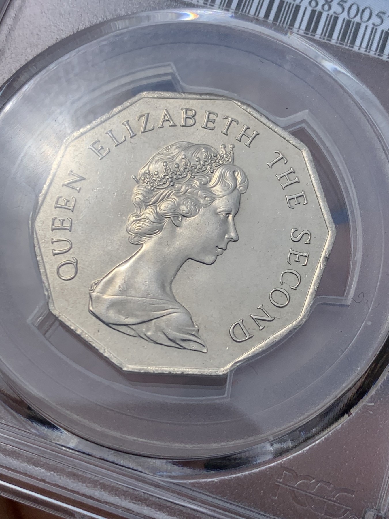 《竞宝斋》第251场-周日，周一2场连拍 (全场包邮) PCGS MS64 香港 1979年 伊丽莎白二世5元多边形镍币 特年BU美品