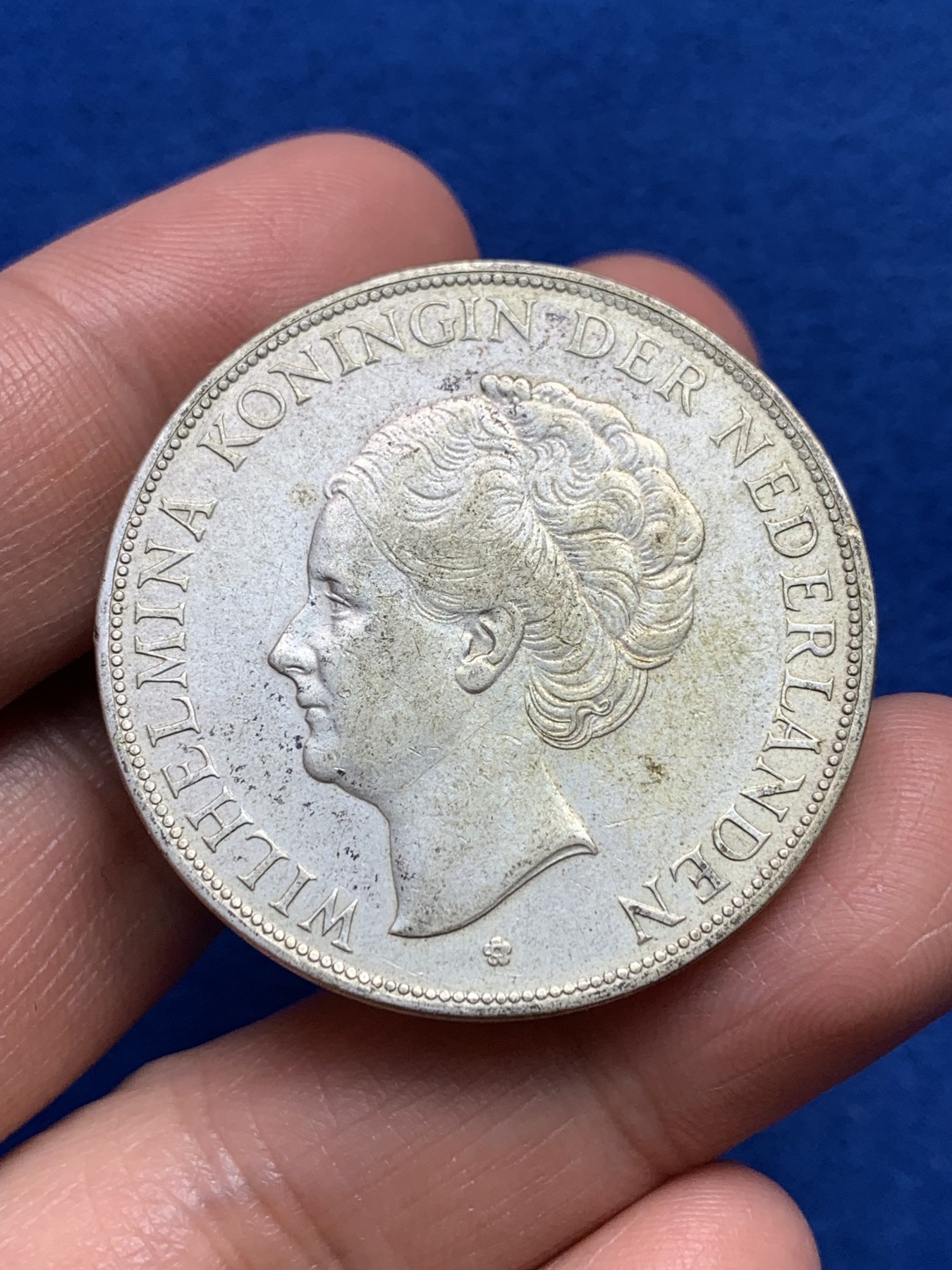 《竞宝斋》第251场-周日，周一2场连拍 (全场包邮) 荷兰1931年威廉明娜2.5盾大银币