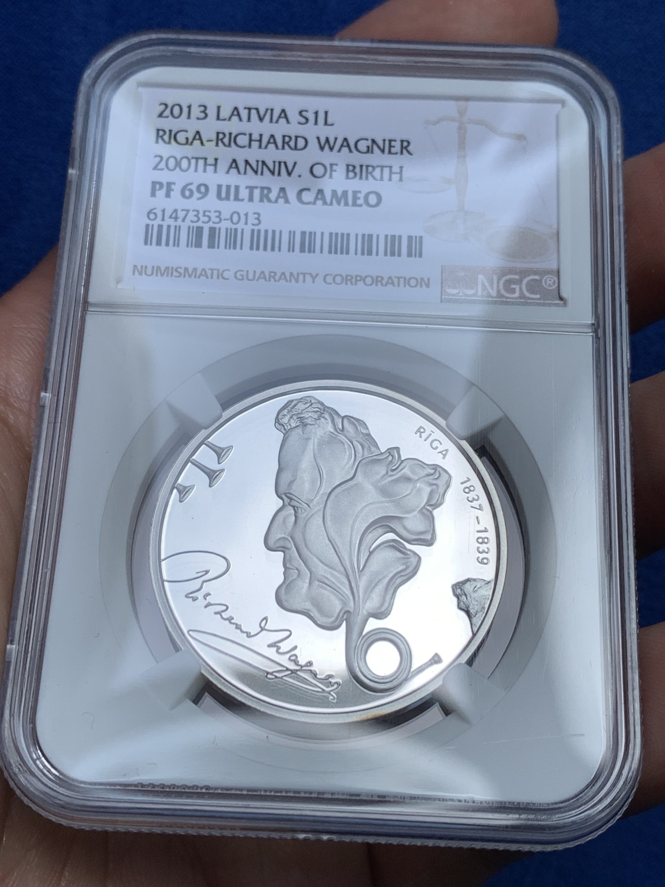 《竞宝斋》第251场-周日，周一2场连拍 (全场包邮) NGC PF69UC 拉脱维亚2013年发行作曲家理查德.瓦格纳诞辰200周年纪念精制银币-1拉兹（克劳斯获奖2015年最佳银币，限量5000枚） 22g 35mm 925银 盒证全