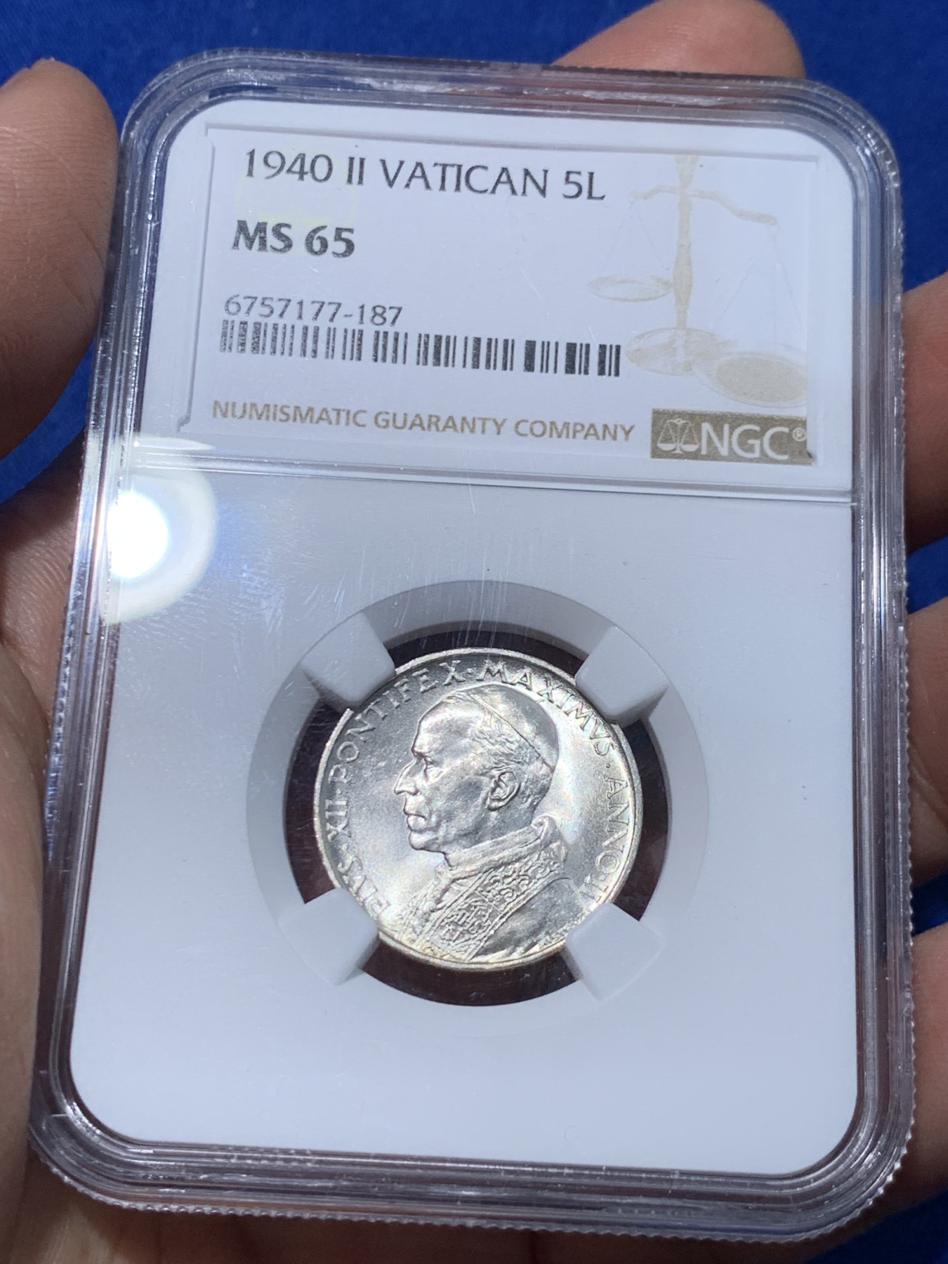 《竞宝斋》第251场-周日，周一2场连拍 (全场包邮) NGC MS65 梵蒂冈1940年小船5里拉银币