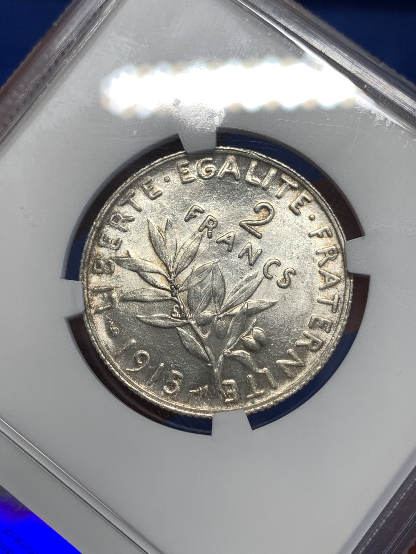 《竞宝斋》第251场-周日，周一2场连拍 (全场包邮) NGC MS62 法国1915年播种女神2法郎银币