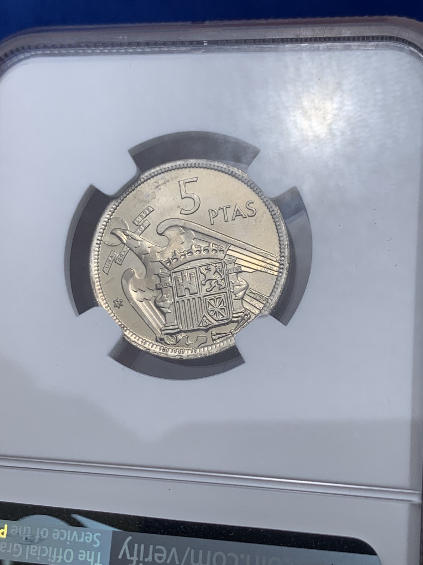 《竞宝斋》第251场-周日，周一2场连拍 (全场包邮) NGC MS64 西班牙1957年弗朗哥5比塞塔镍币，卷拆币