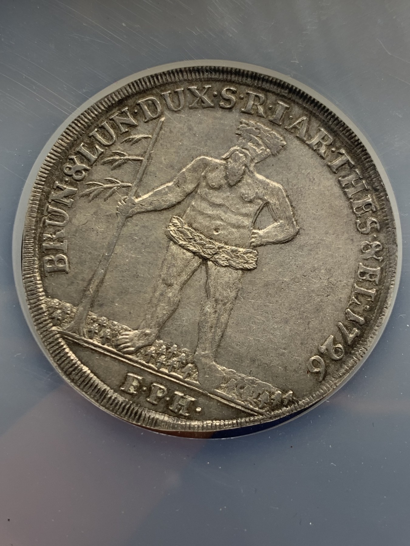 《竞宝斋》第251场-周日，周一2场连拍 (全场包邮) NGC UNC 德国 1726  不伦瑞克 野人泰勒大银币 乔治一世 汉诺威选帝侯 英国与爱尔兰的首位国王 高细节 背面为四州徽章 非常好的状态