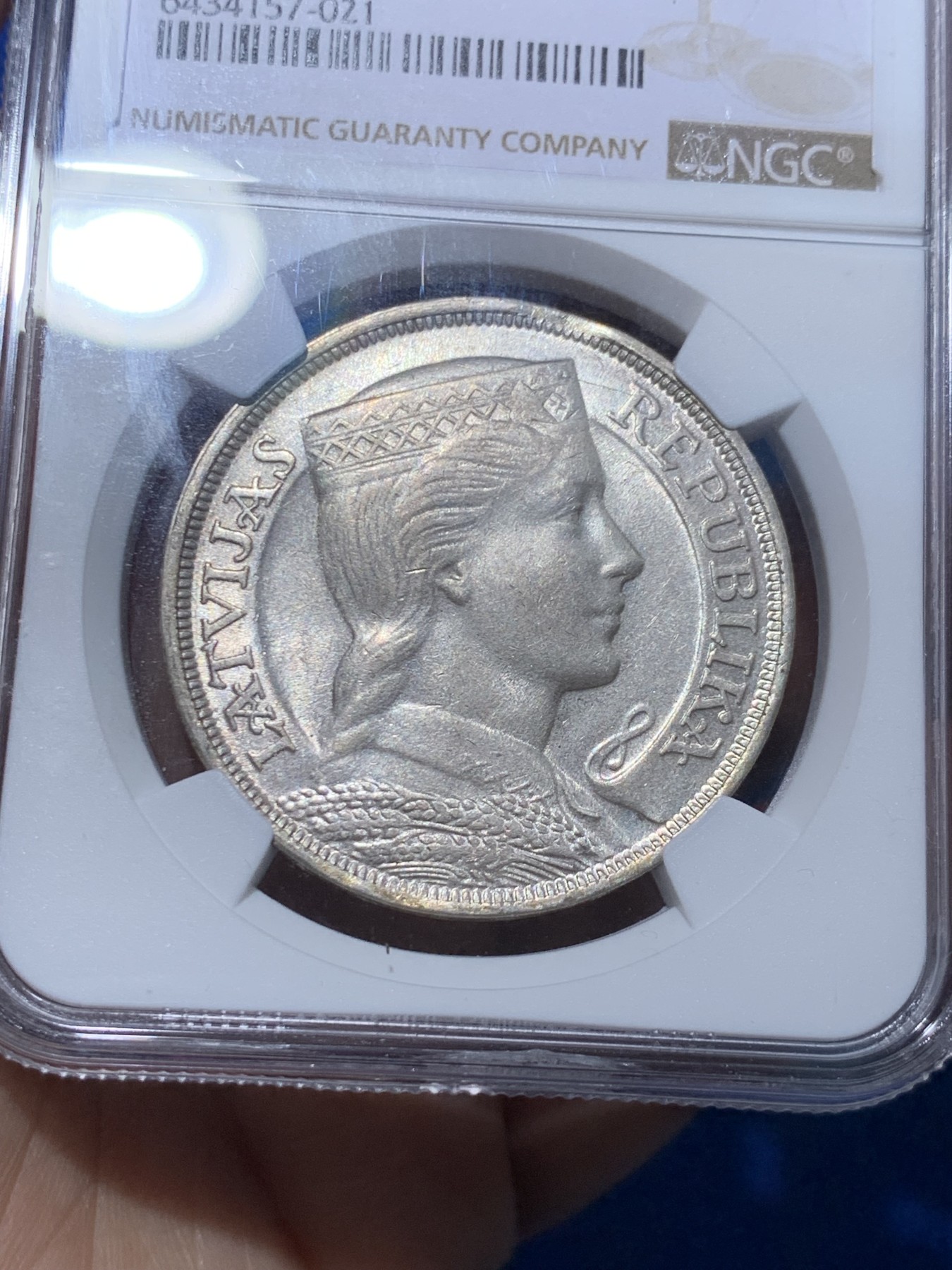 《竞宝斋》第251场-周日，周一2场连拍 (全场包邮) NGC MS62 拉脱维亚 1931年 谷物女神 5拉特大银币