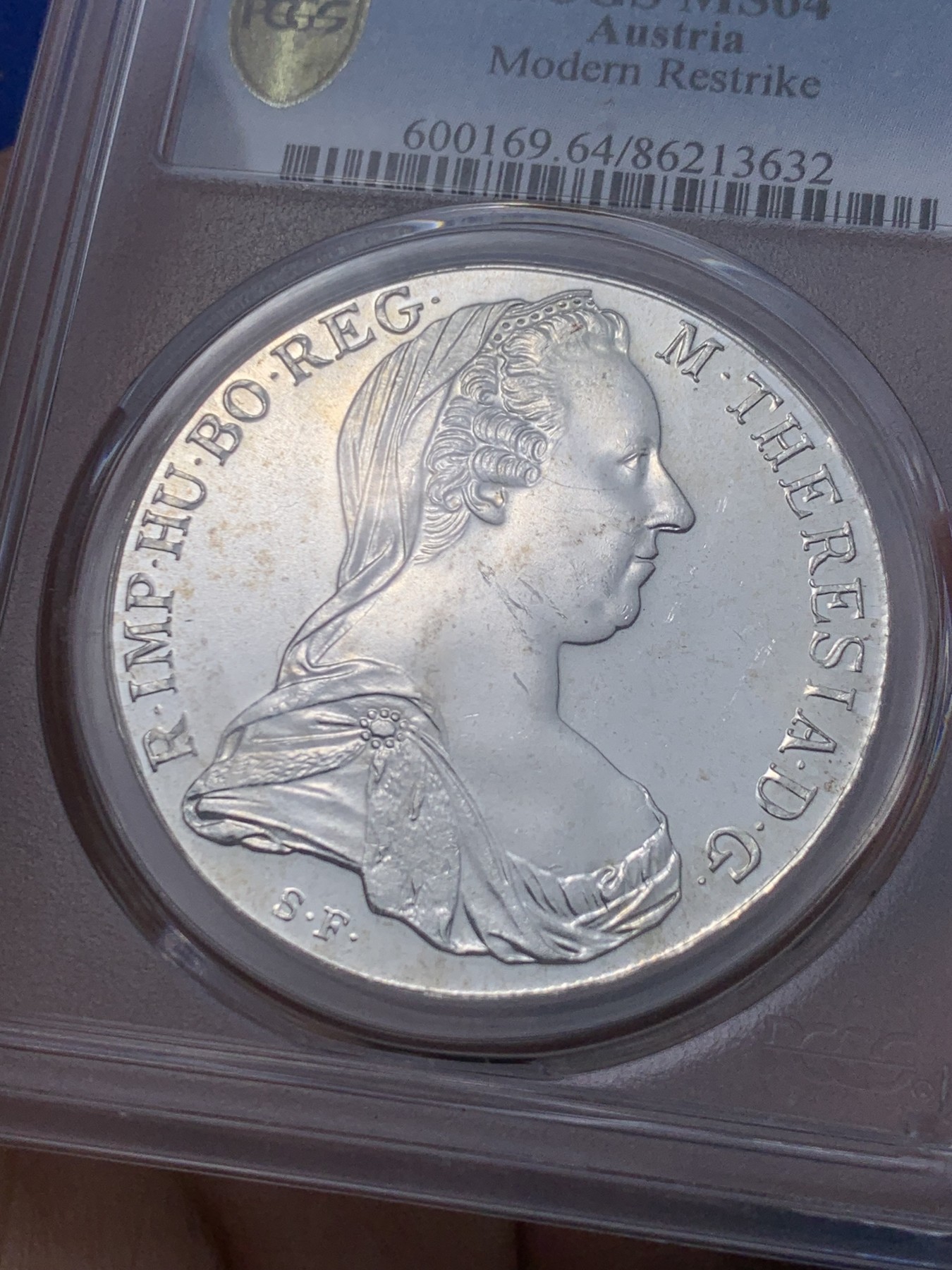 《竞宝斋》第251场-周日，周一2场连拍 (全场包邮) PCGS MS64 1780年奥匈帝国奥地利女王大奶妈1泰勒官方后铸版银币 ，状态不错。