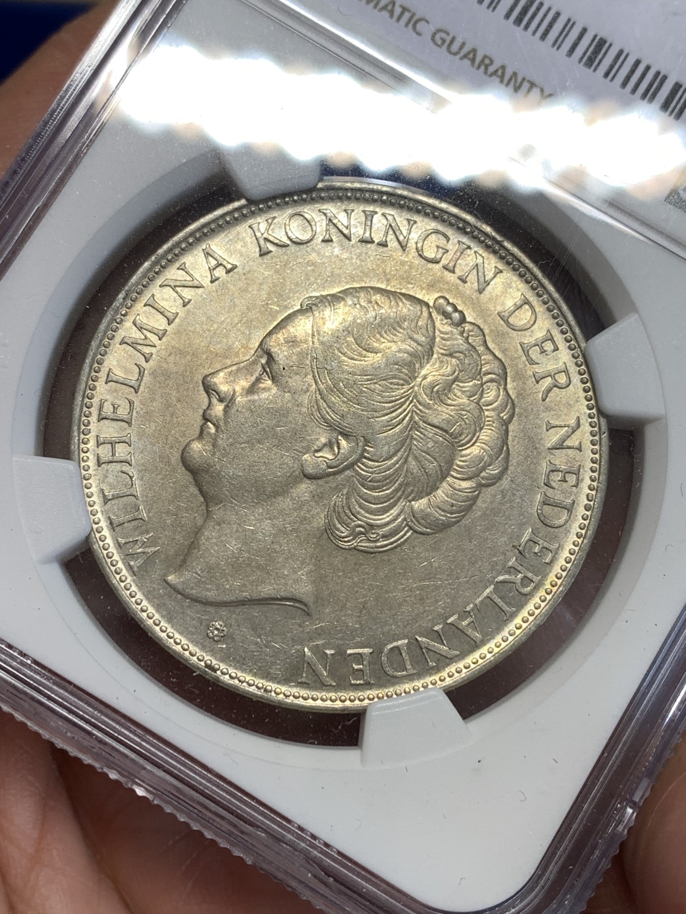 《竞宝斋》第251场-周日，周一2场连拍 (全场包邮) NGC AU58 荷兰1937年女王威廉明娜2.5盾银币