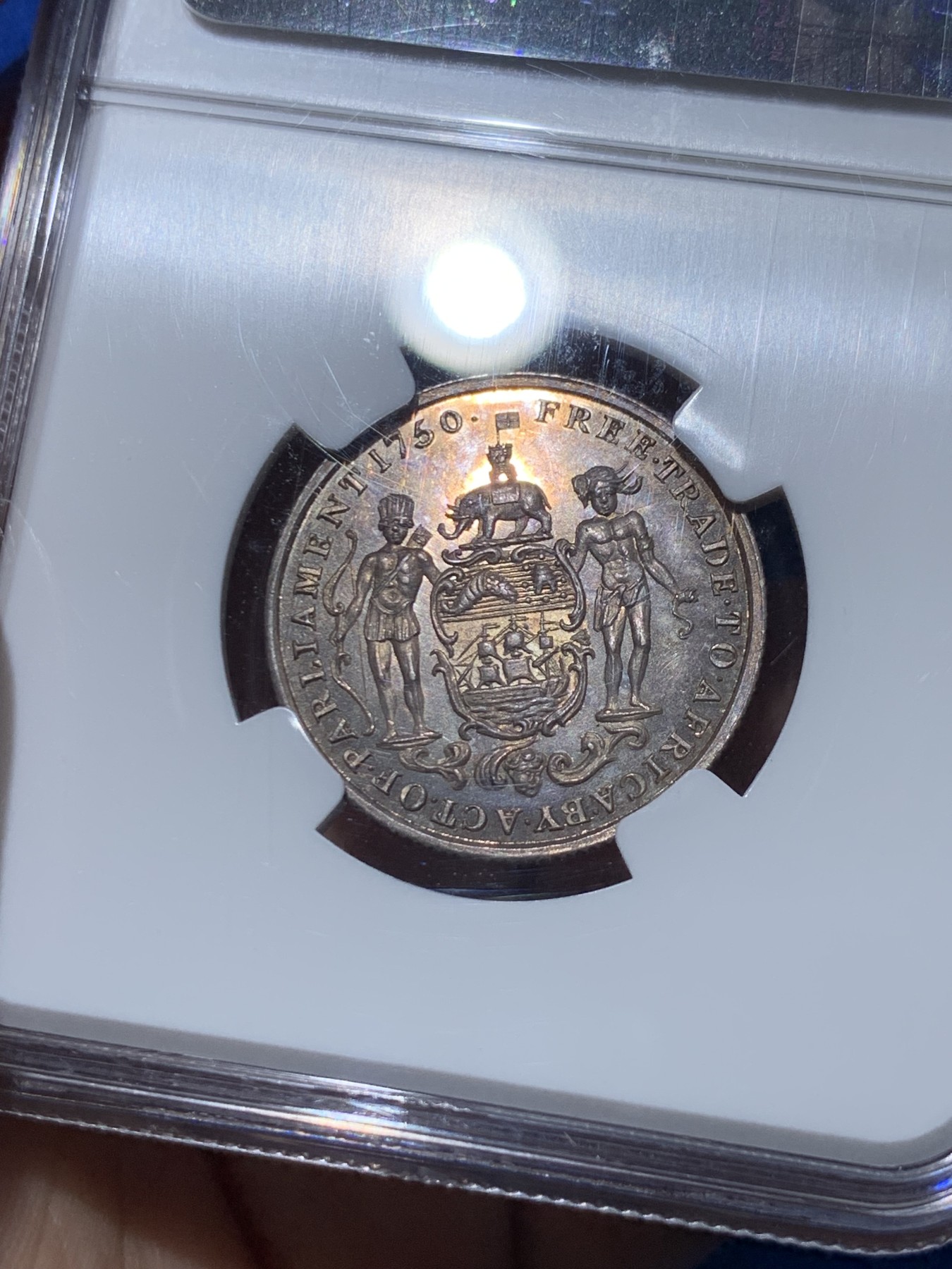 《竞宝斋》第251场-周日，周一2场连拍 (全场包邮) NGC PF63 英属黄金海岸1818年1/2阿基银币   英殖名誉品，实物镜面金色包浆，非常漂亮的一枚！