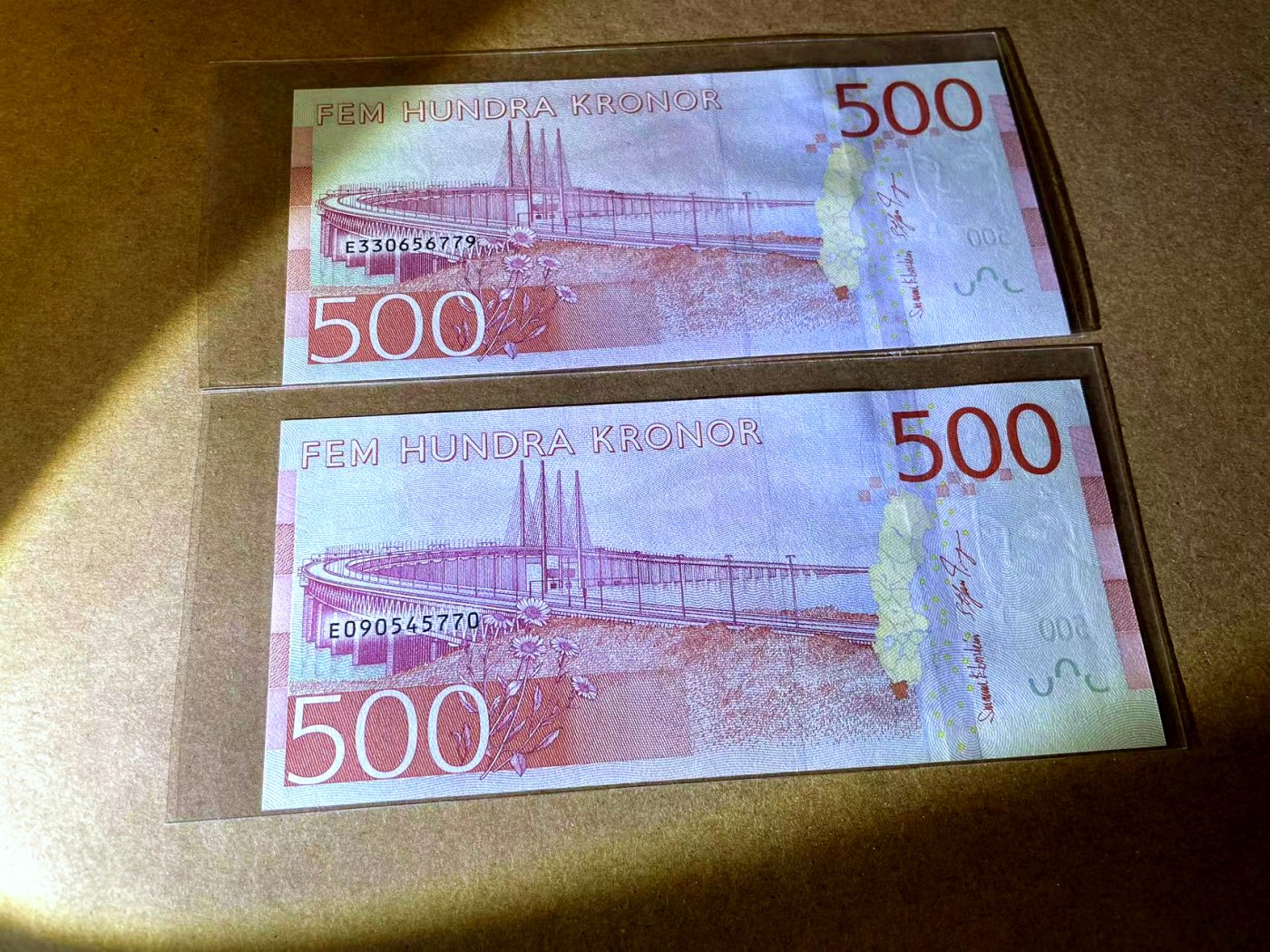 【Blue Auction】✨世界纸币精拍第453期【精】 【一组2张】瑞典 新版 500克朗 全新UNC