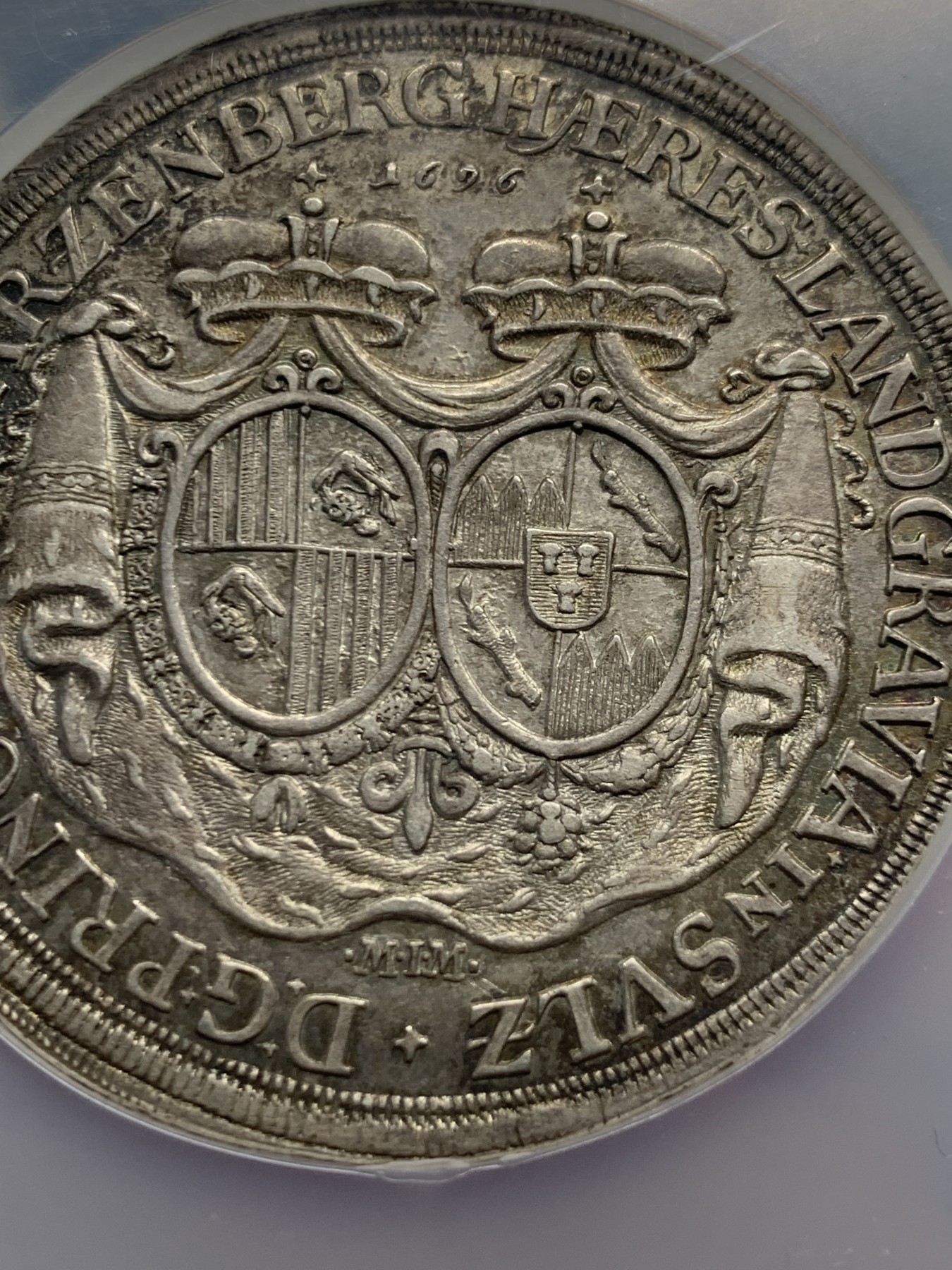 《竞宝斋》第251场-周日，周一2场连拍 (全场包邮) NGC AU58 德国1696施瓦岑贝格 双头泰勒大银币，费迪南和玛利亚安娜结婚纪念，季军分。