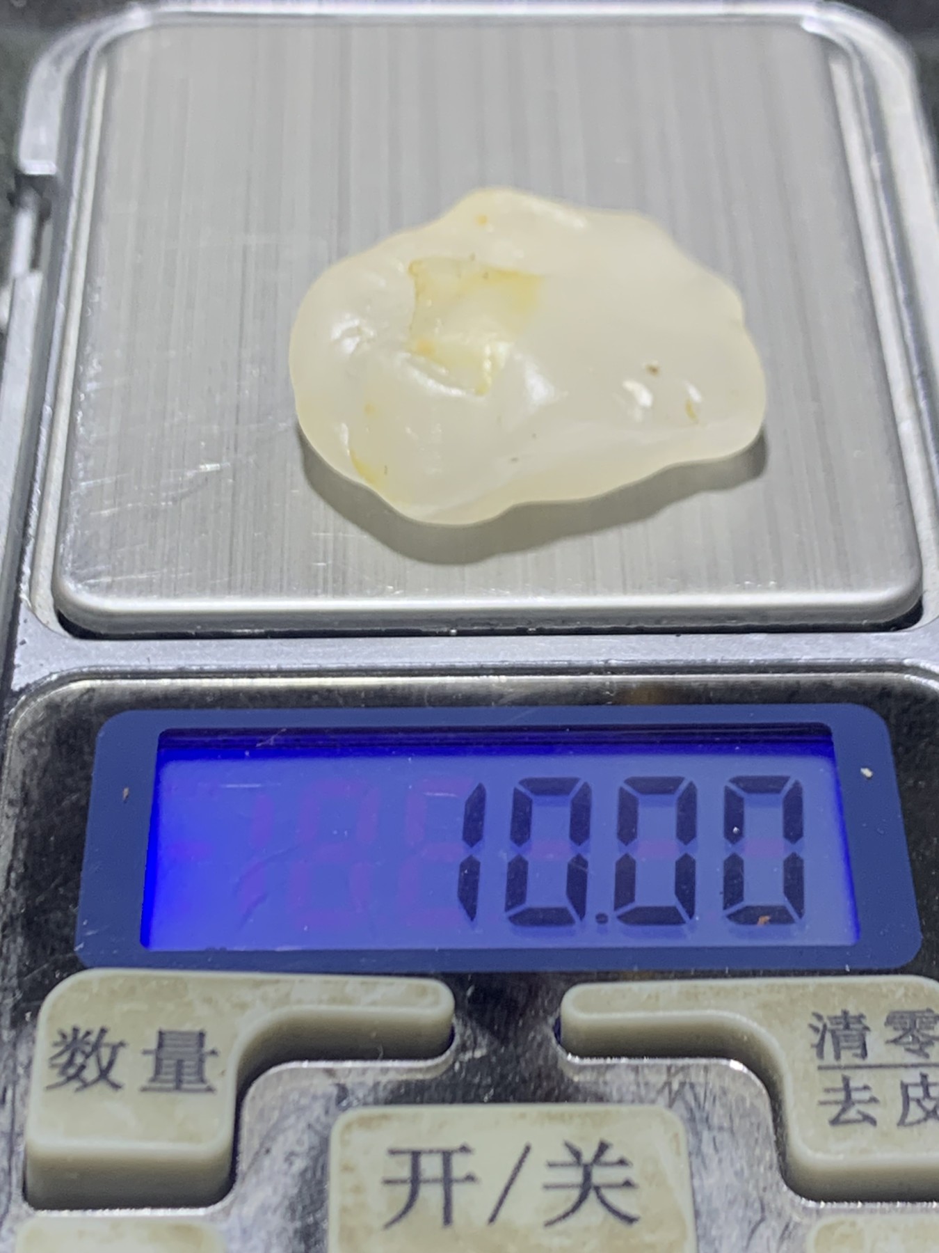 精美天然地表宝石光金丝玉原石一块