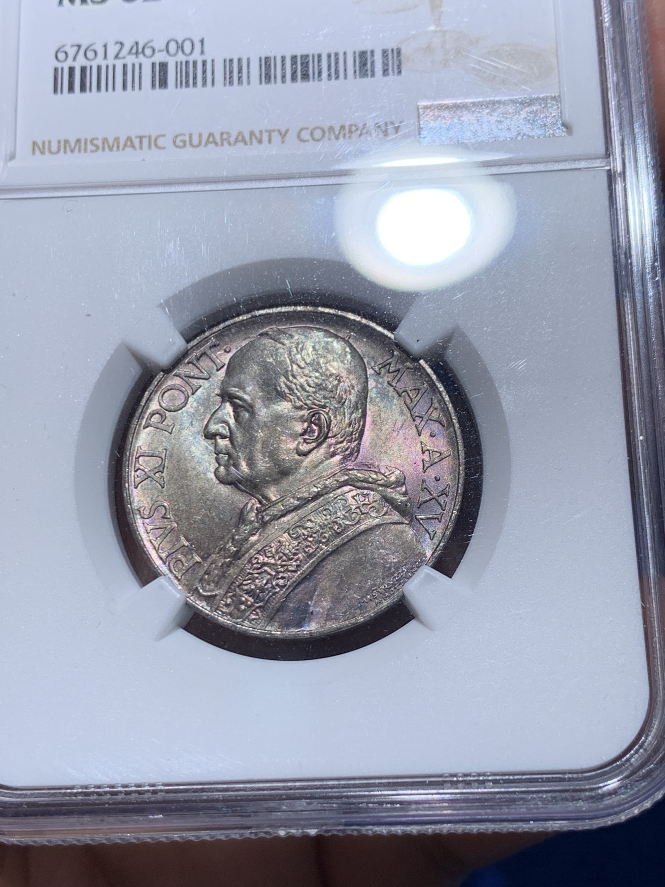 《竞宝斋》第251场-周日，周一2场连拍 (全场包邮) NGC MS62 梵蒂冈教皇国1936圣母抱婴10里拉银币