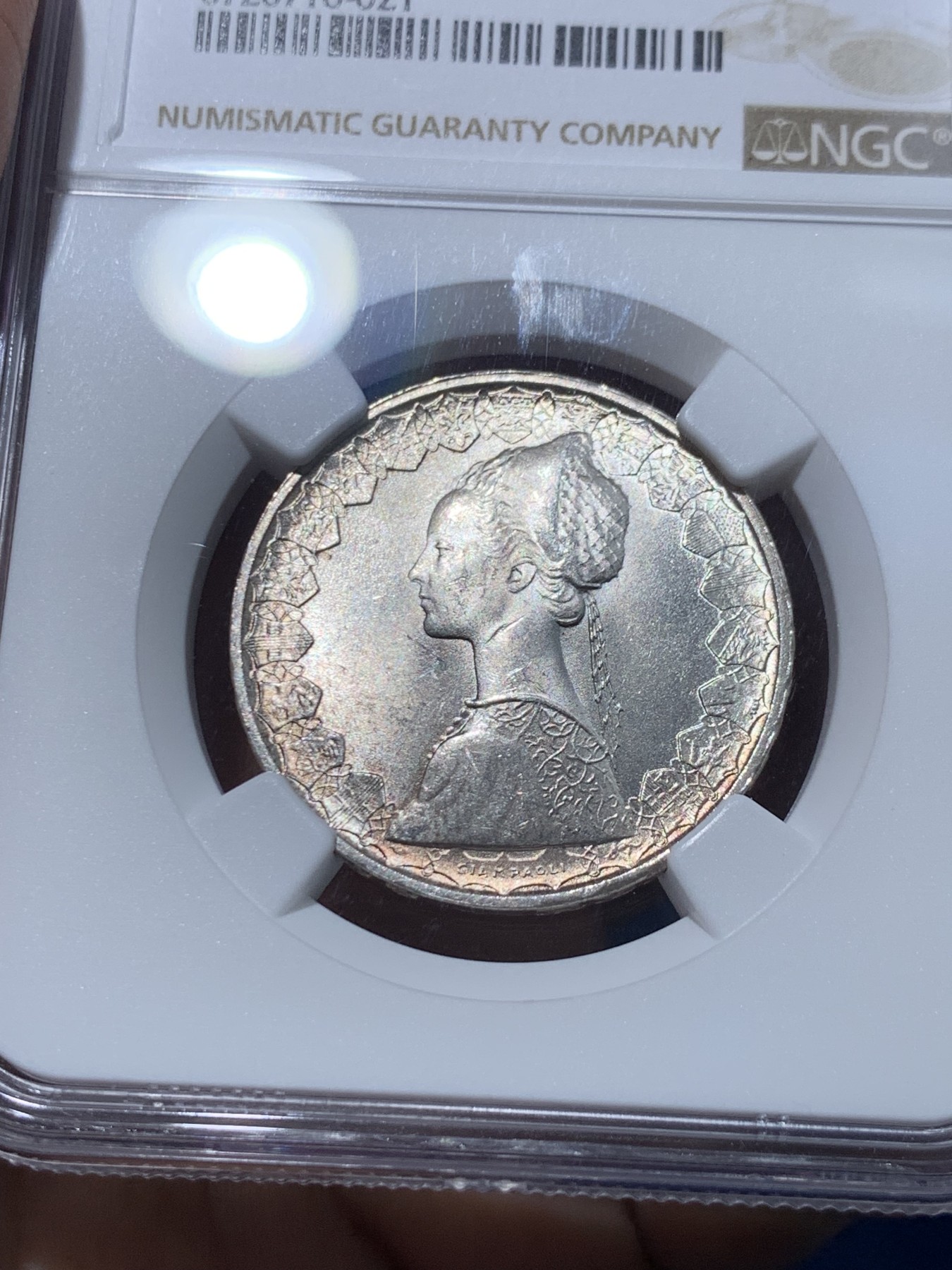 《竞宝斋》第251场-周日，周一2场连拍 (全场包邮) NGC UNC 意大利1958年500里拉银币 漂亮人妻带点彩 年份少见