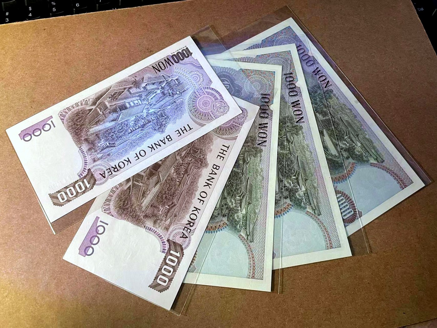 【Blue Auction】✨世界纸币精拍第453期【精】 【一组10张】韩国&汤加纸币一组 UNC/UNC-