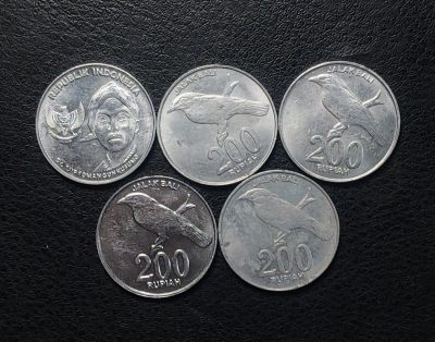 世界各国普币捡漏专场(第三场) - 印度尼西亚200卢比五枚