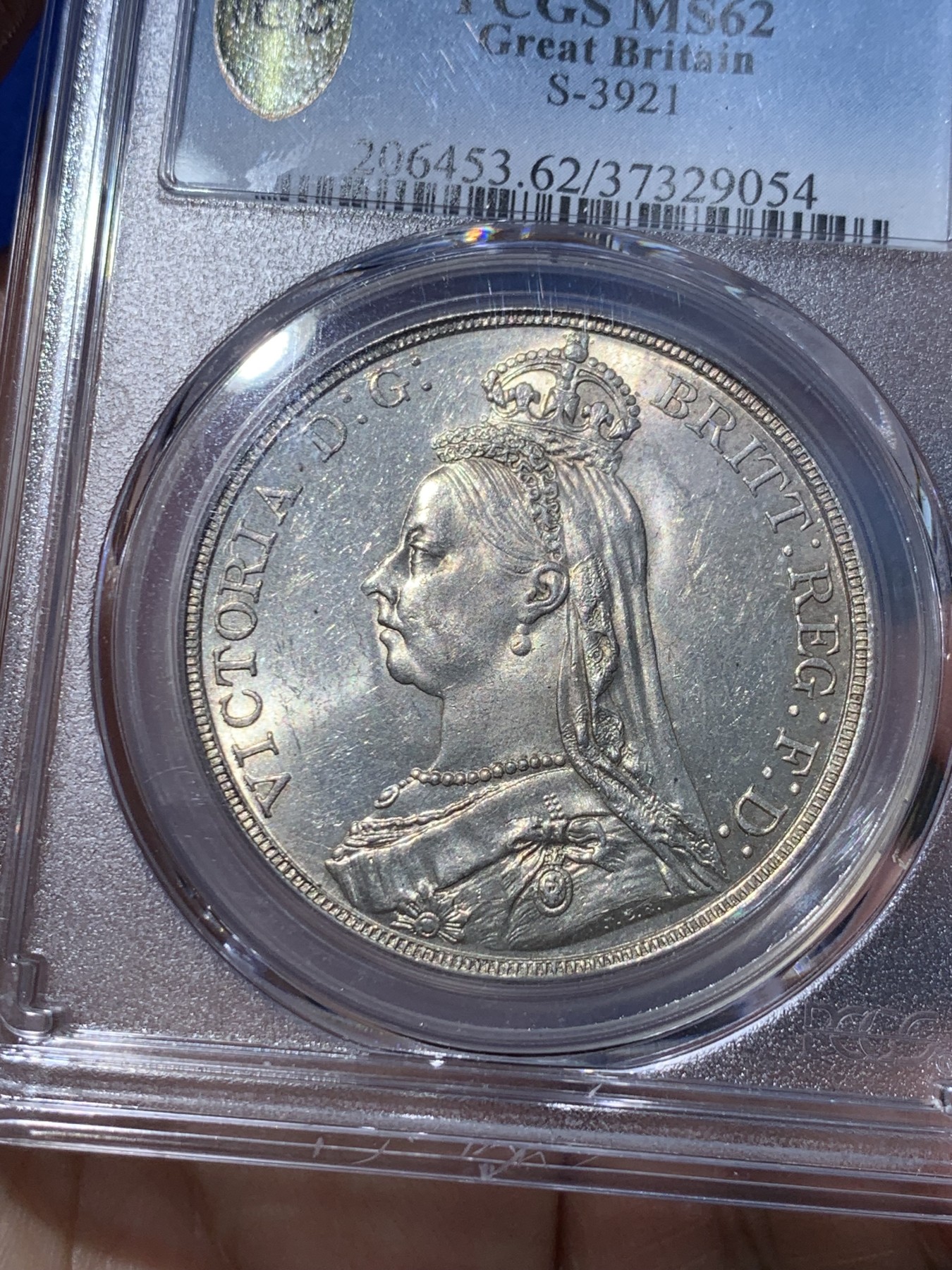 《竞宝斋》第252场-周日，周一2场连拍 (全场包邮) PCGS MS62 英国1889年披纱马剑克朗银币 十字光漂亮