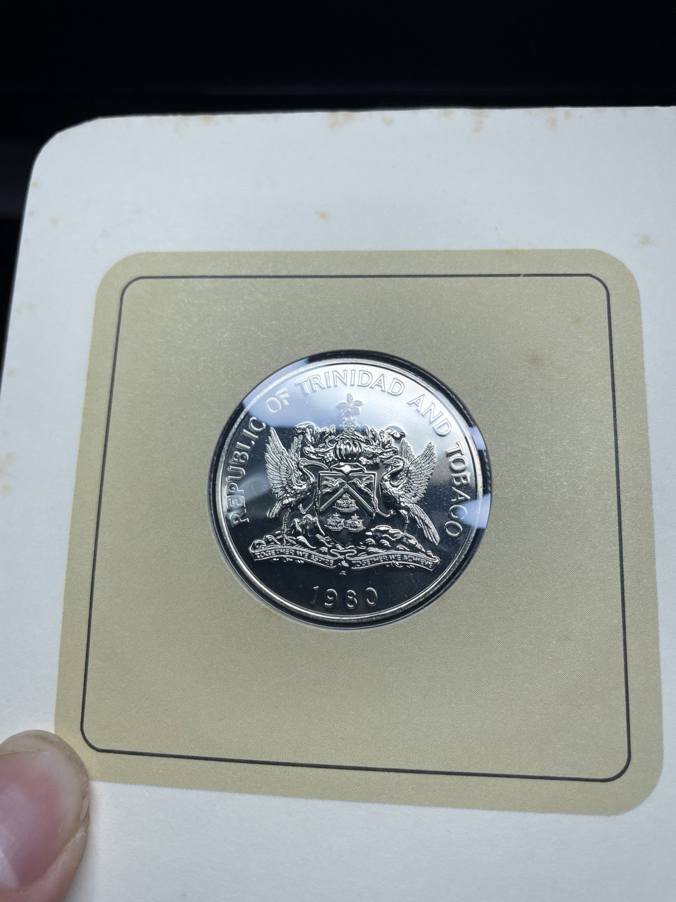 2024年集古藏今外币拍卖第三期-第1场—硬币上的鸟类专场（总第21拍） 1980年特立尼达和多巴哥1元—红尾冠雉