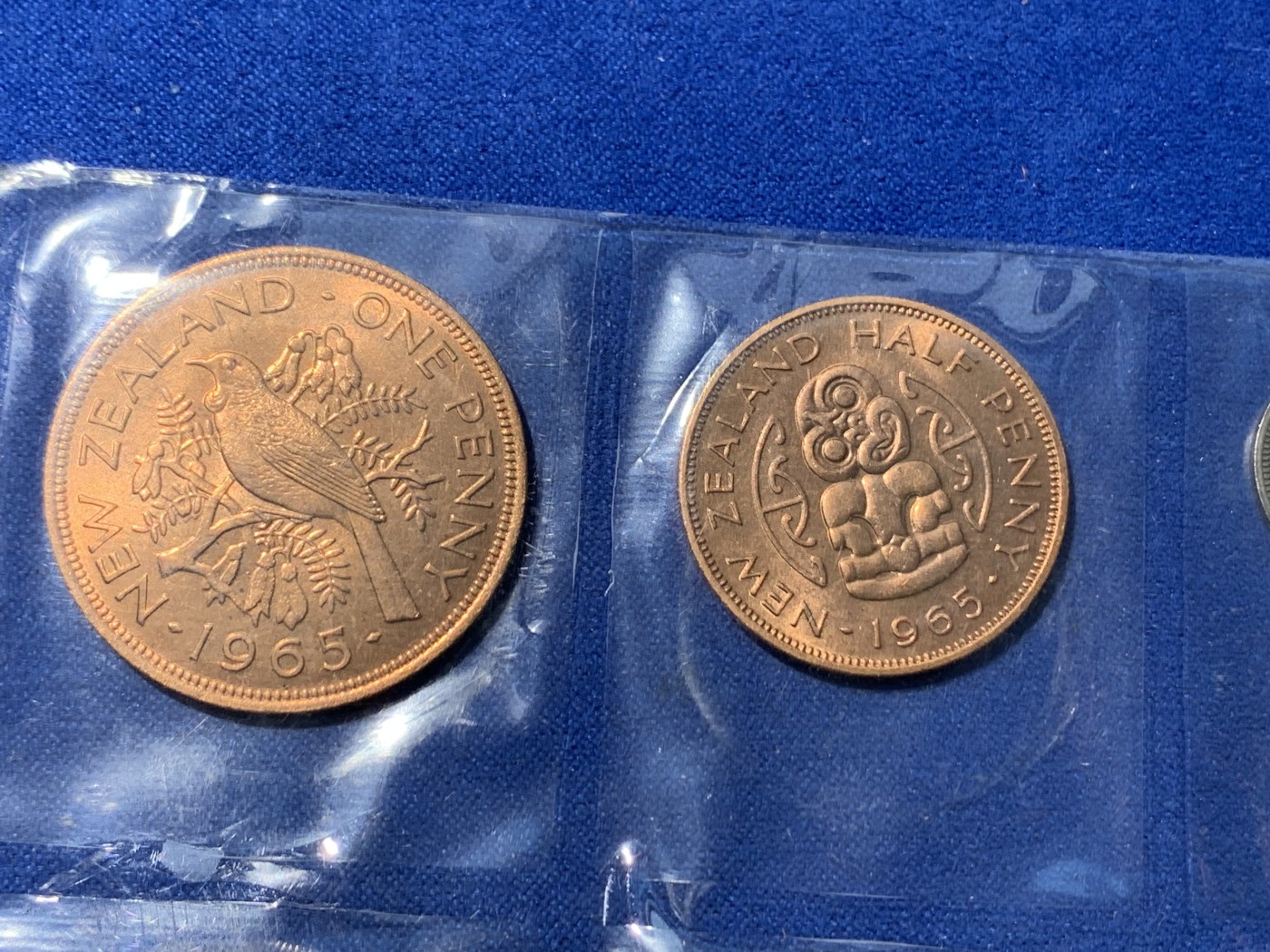 《竞宝斋》第252场-周日，周一2场连拍 (全场包邮) 新西兰1965年原封BU套币7枚装  末版12进制
