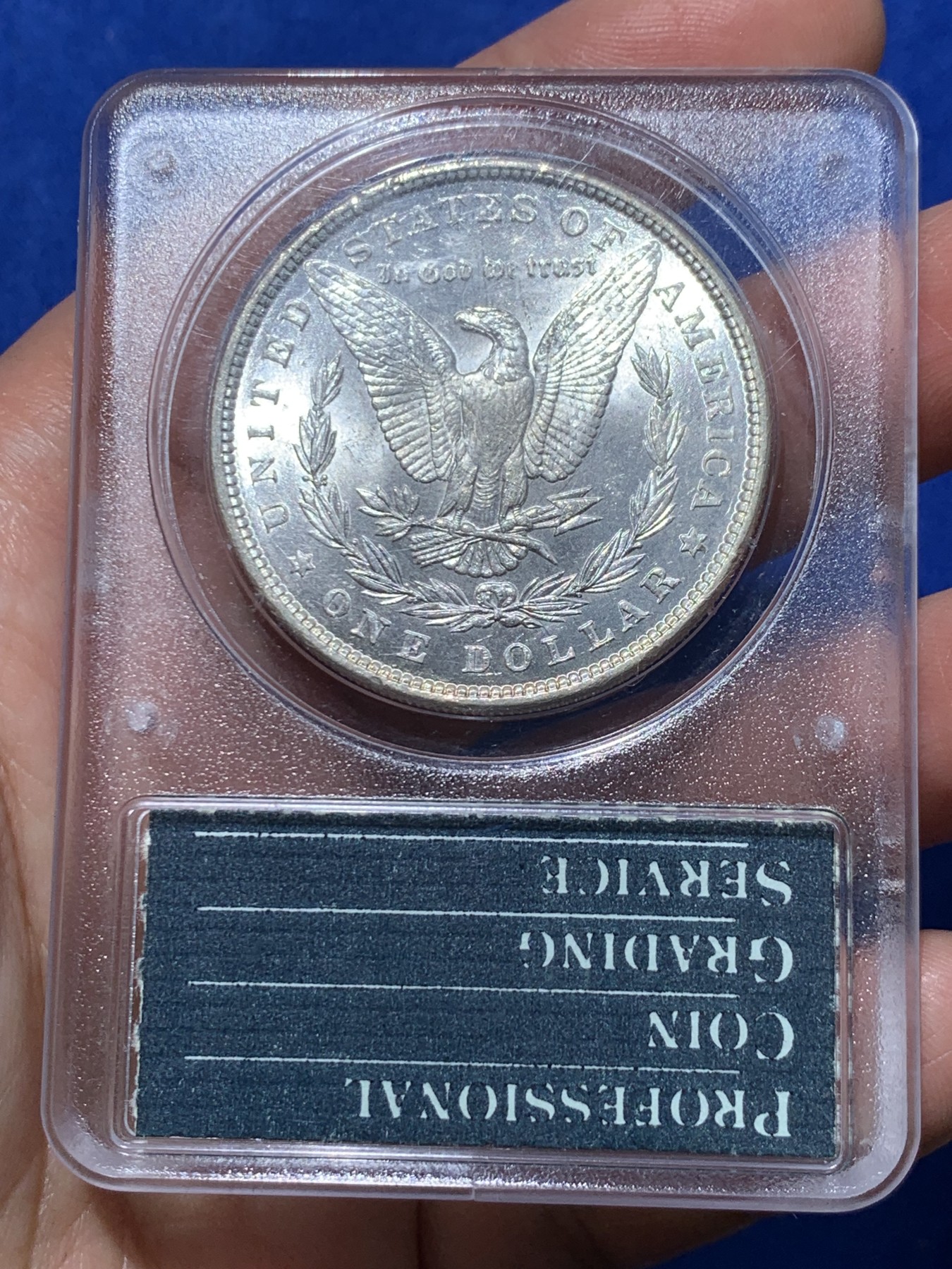 《竞宝斋》第252场-周日，周一2场连拍 (全场包邮) PCGS MS63 美国 1887 摩根银币 初代老盒子 银光十足 微彩 低评状态 摇摇乐稀少封装